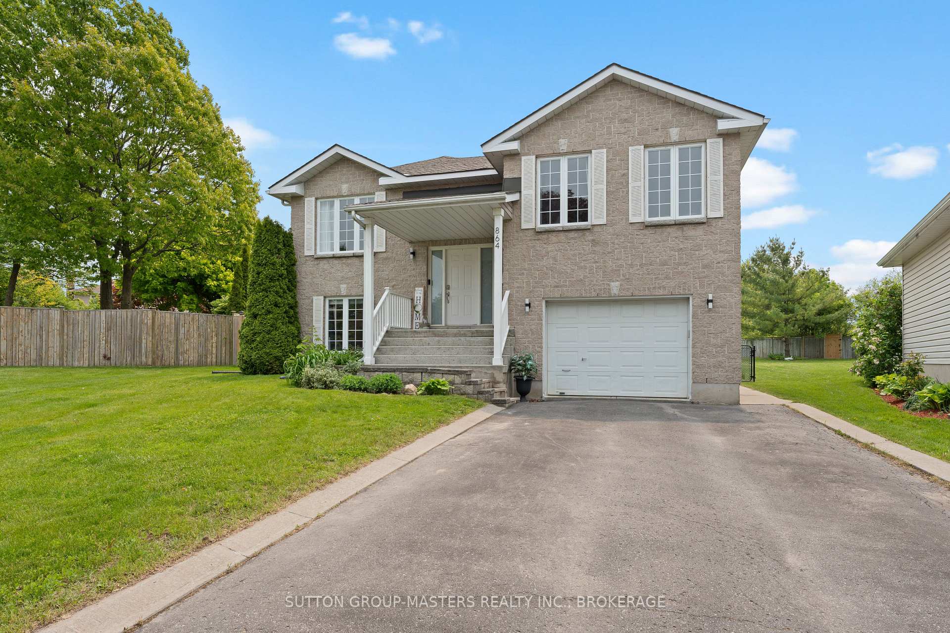 Photo 2 of 864 Ringstead Street, Kingston, City Southwest — HOMEH
