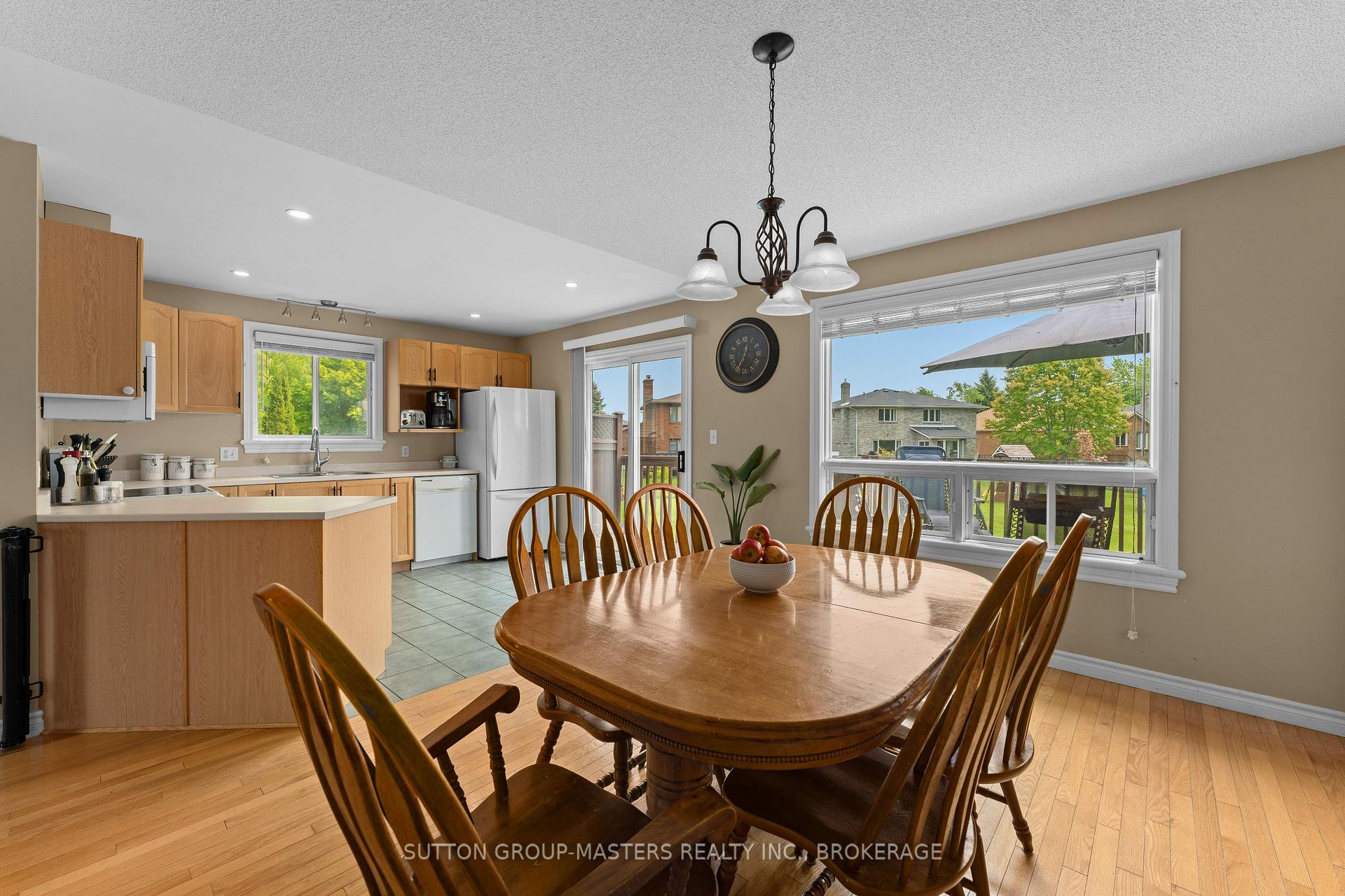Photo 15 of 864 Ringstead Street, Kingston, City Southwest — HOMEH