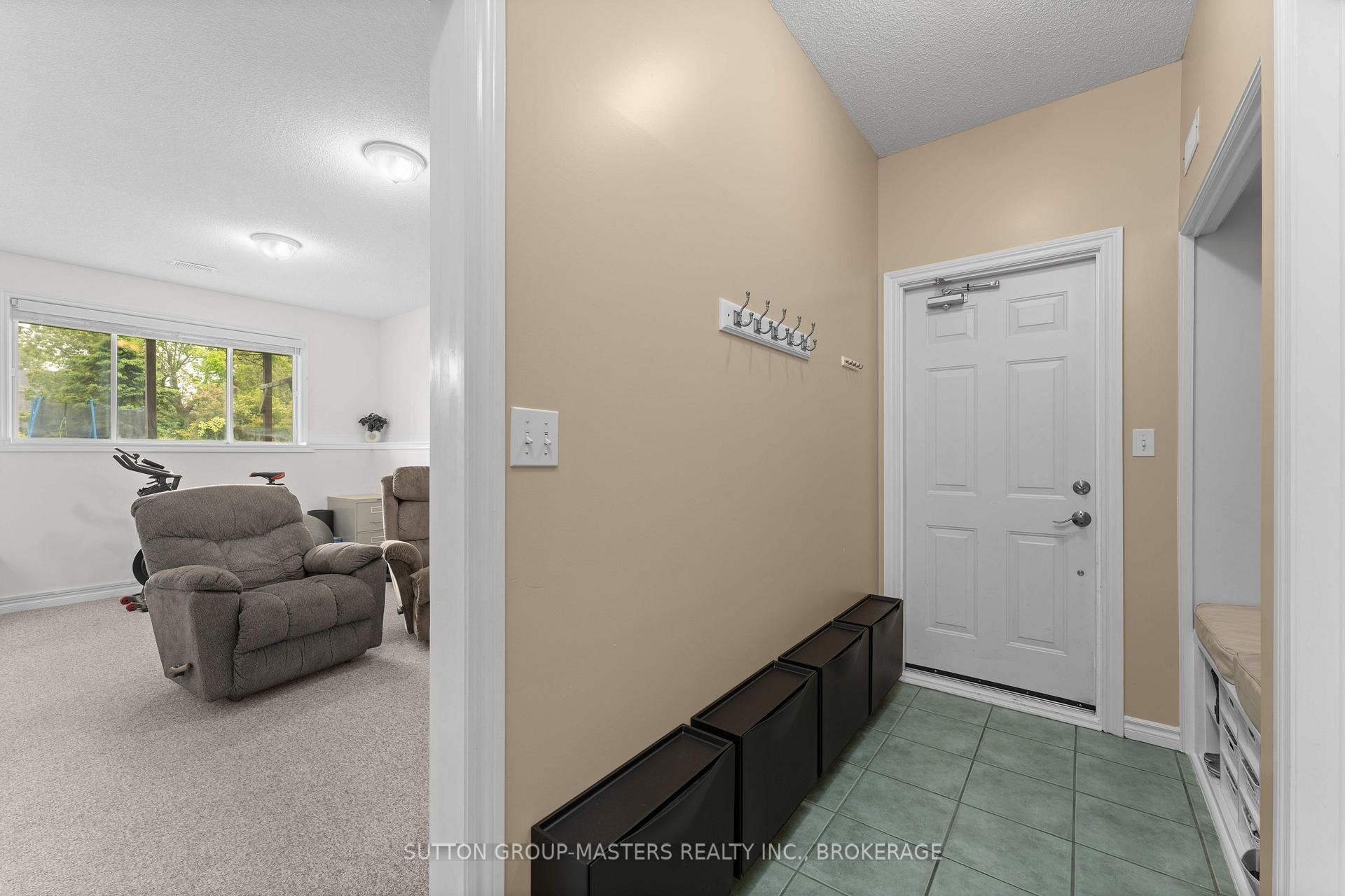 Photo 32 of 864 Ringstead Street, Kingston, City Southwest — HOMEH