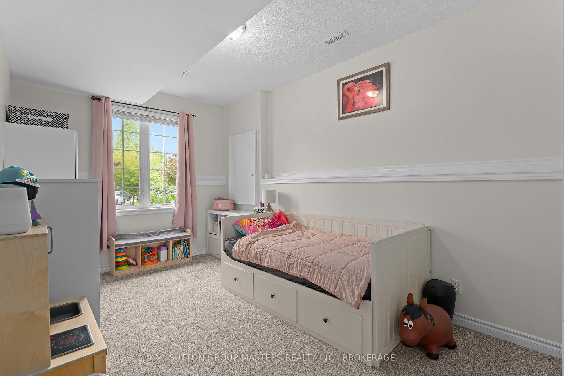 Photo 35 of 864 Ringstead Street, Kingston, City Southwest — HOMEH