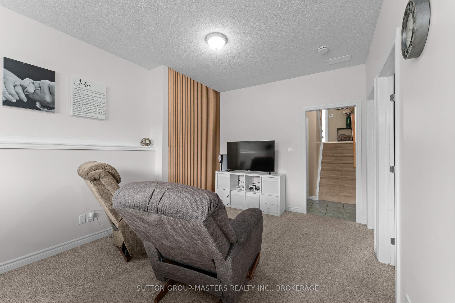 Photo 39 of 864 Ringstead Street, Kingston, City Southwest — HOMEH