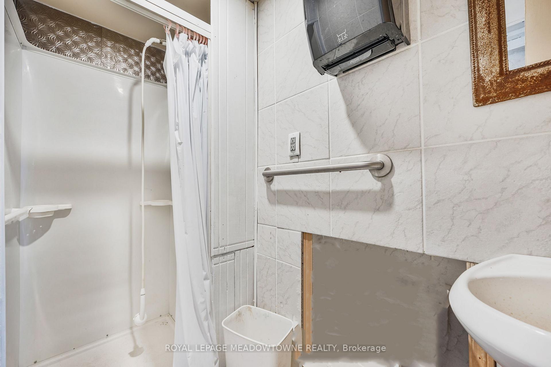 Photo 19 of 205 King Street S, Minto — HOMEH