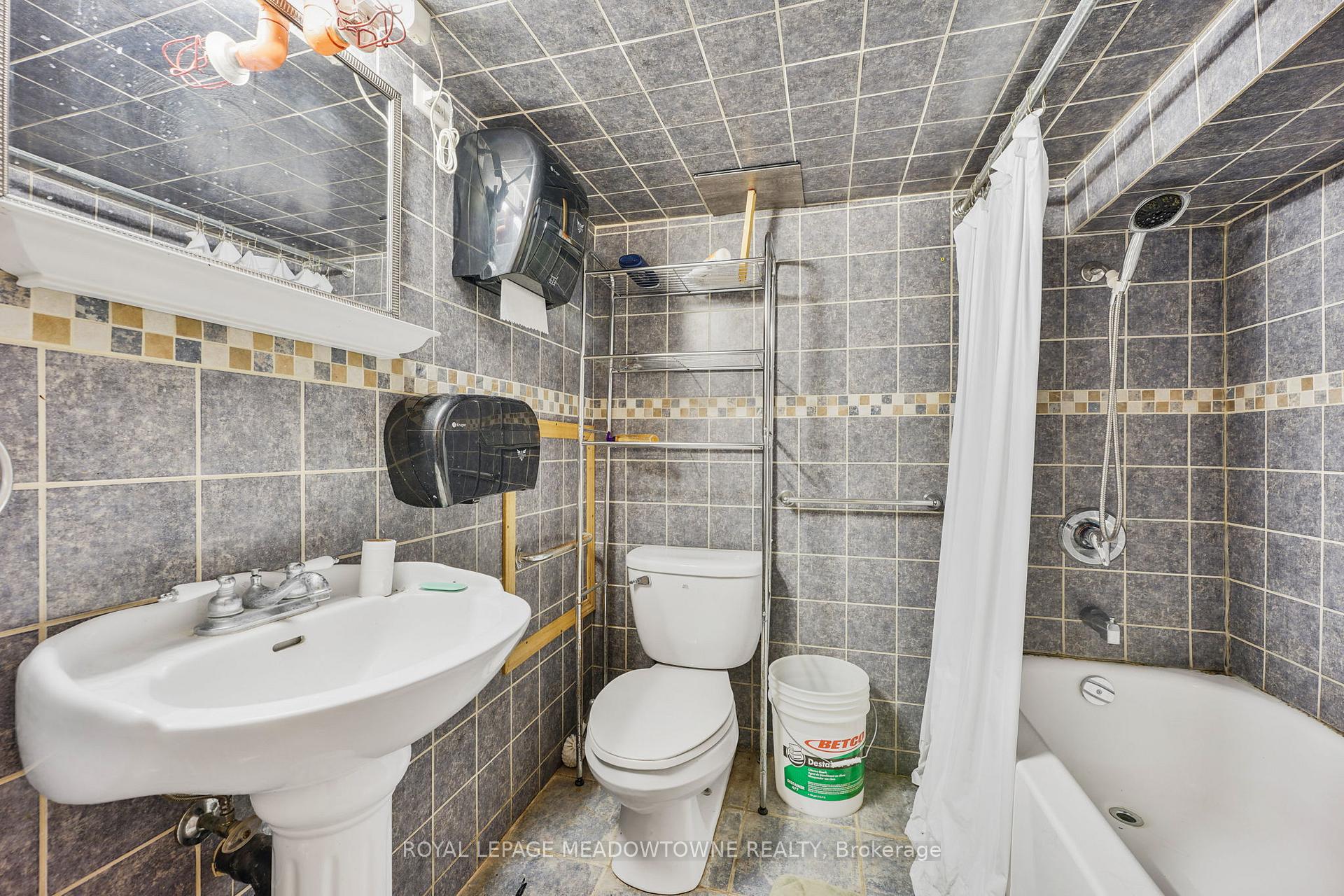 Photo 22 of 205 King Street S, Minto — HOMEH