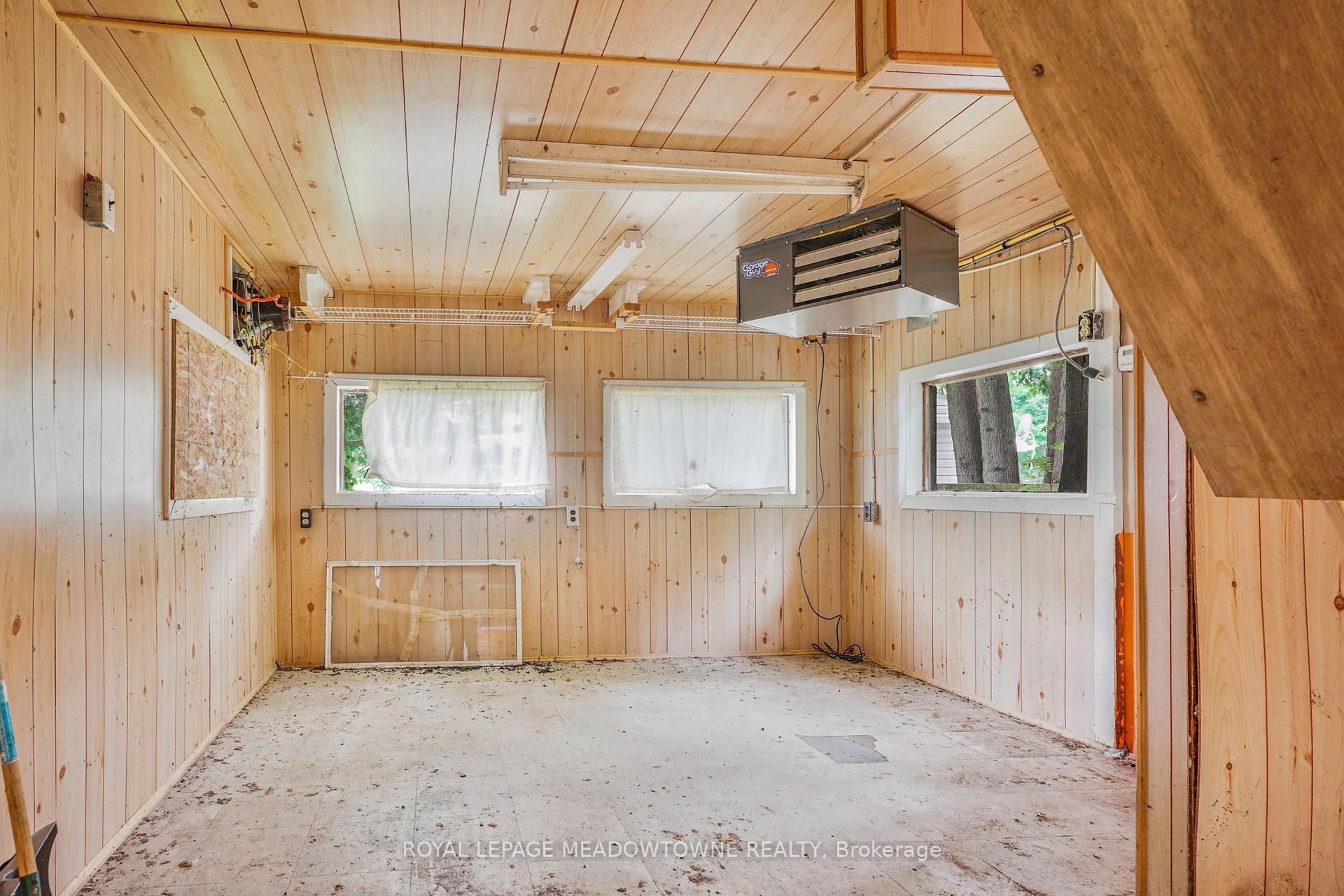 Photo 29 of 205 King Street S, Minto — HOMEH