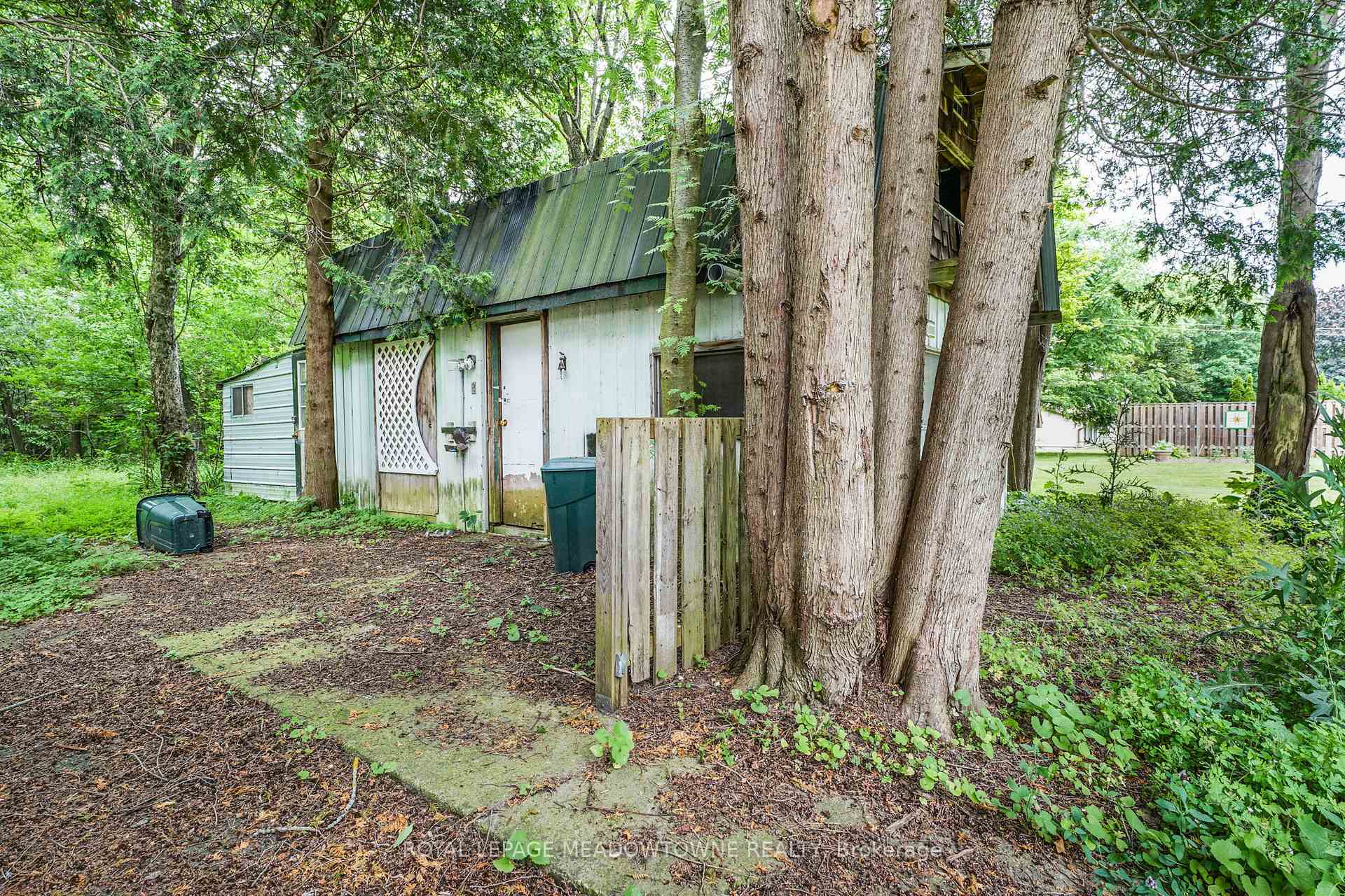 Photo 32 of 205 King Street S, Minto — HOMEH