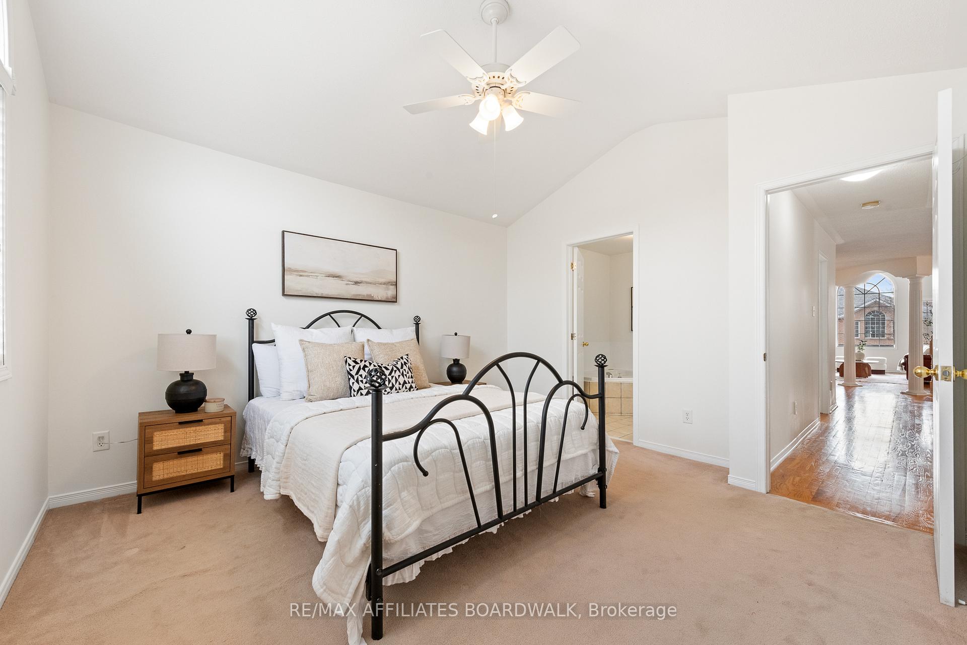 Photo 15 of 12 Castle Glen Crescent, Ottawa, Kanata - Glencairn/Hazeldean — HOMEH