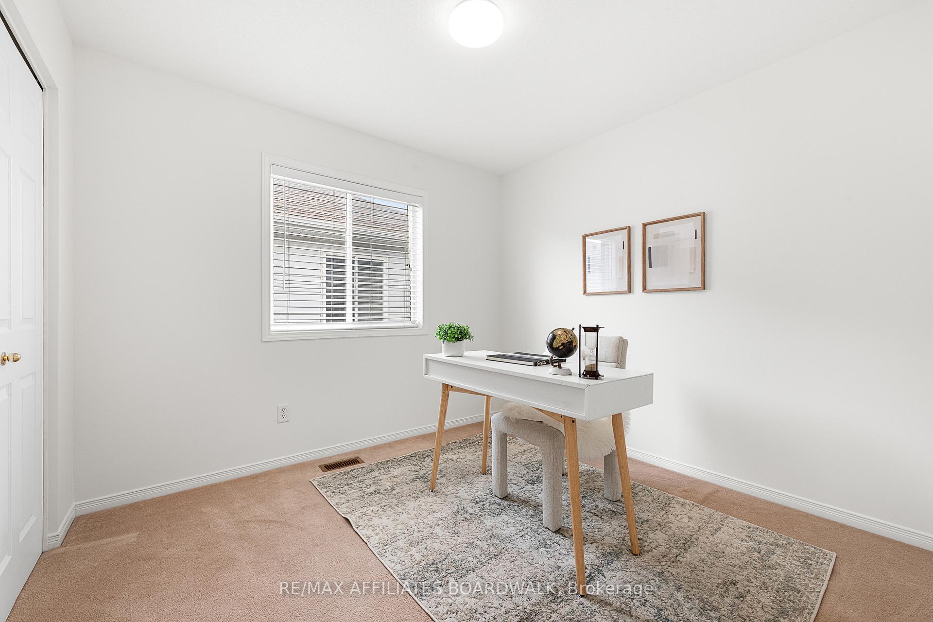 Photo 19 of 12 Castle Glen Crescent, Ottawa, Kanata - Glencairn/Hazeldean — HOMEH