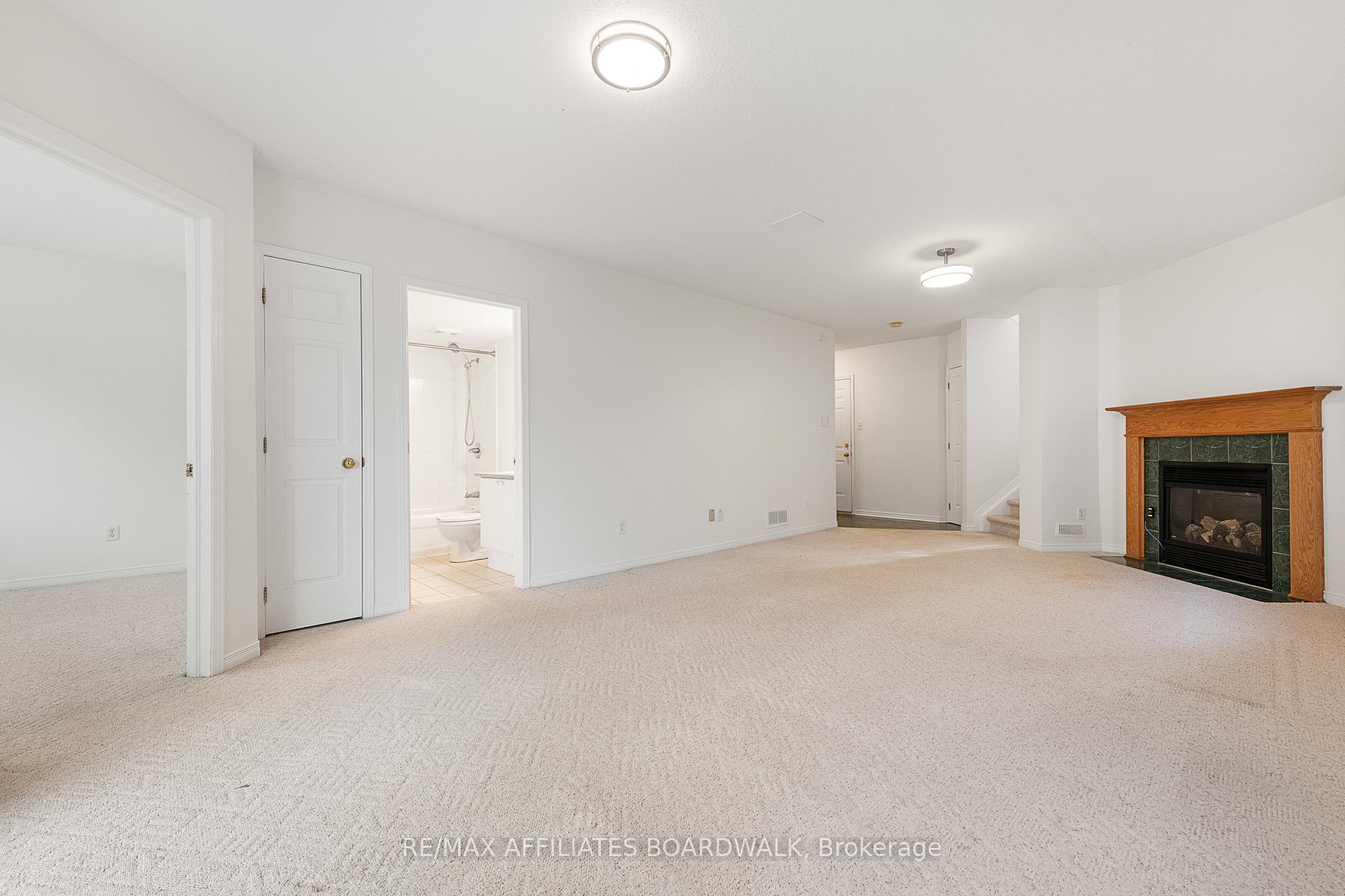 Photo 24 of 12 Castle Glen Crescent, Ottawa, Kanata - Glencairn/Hazeldean — HOMEH