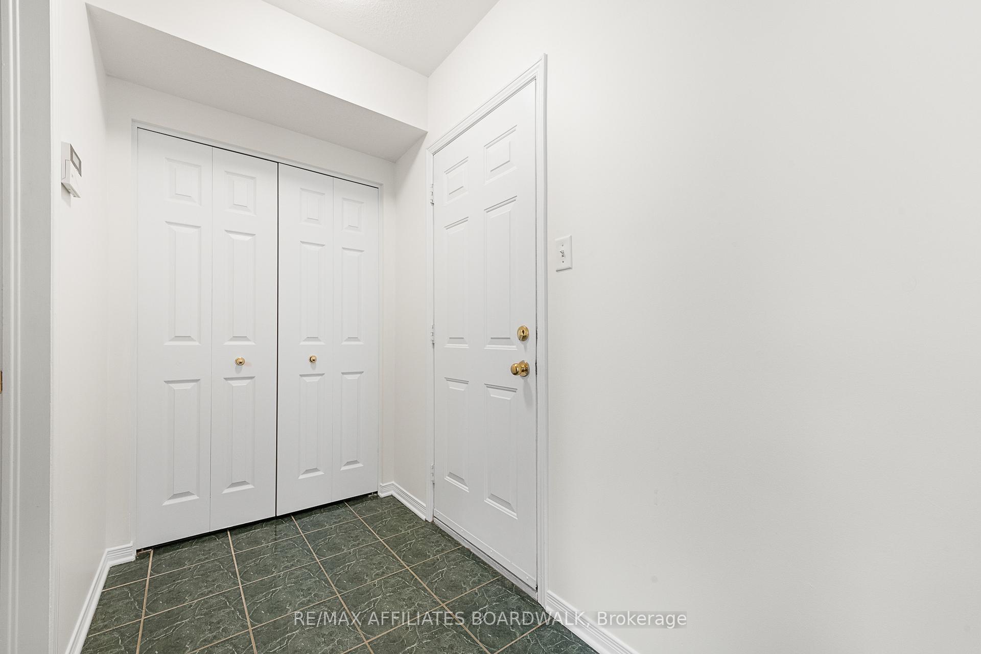 Photo 28 of 12 Castle Glen Crescent, Ottawa, Kanata - Glencairn/Hazeldean — HOMEH