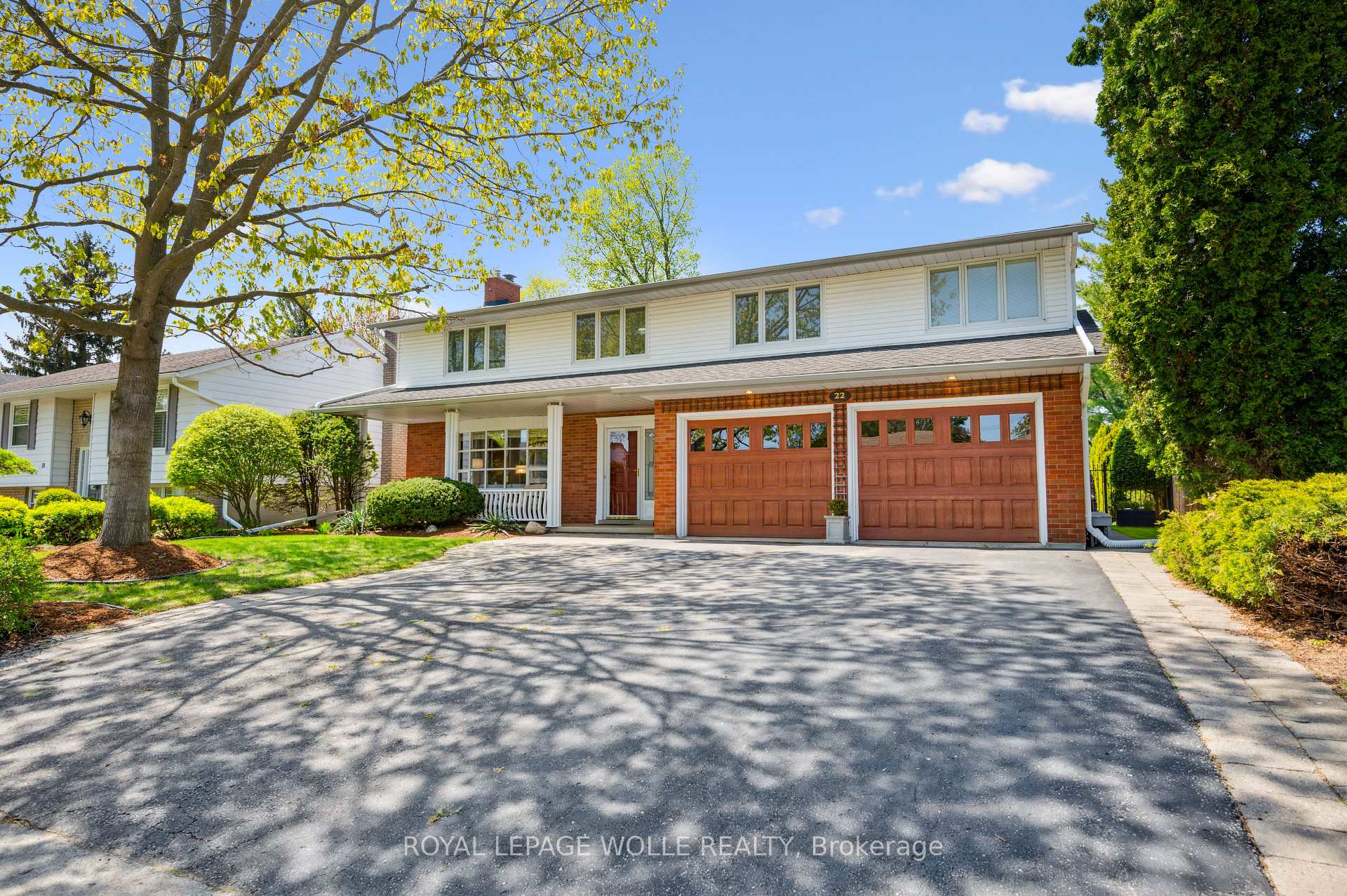 Photo 1 of 22 Eastwood Drive, Kitchener — HOMEH
