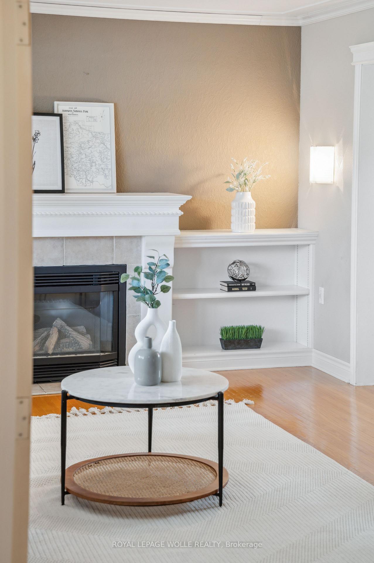 Photo 10 of 22 Eastwood Drive, Kitchener — HOMEH