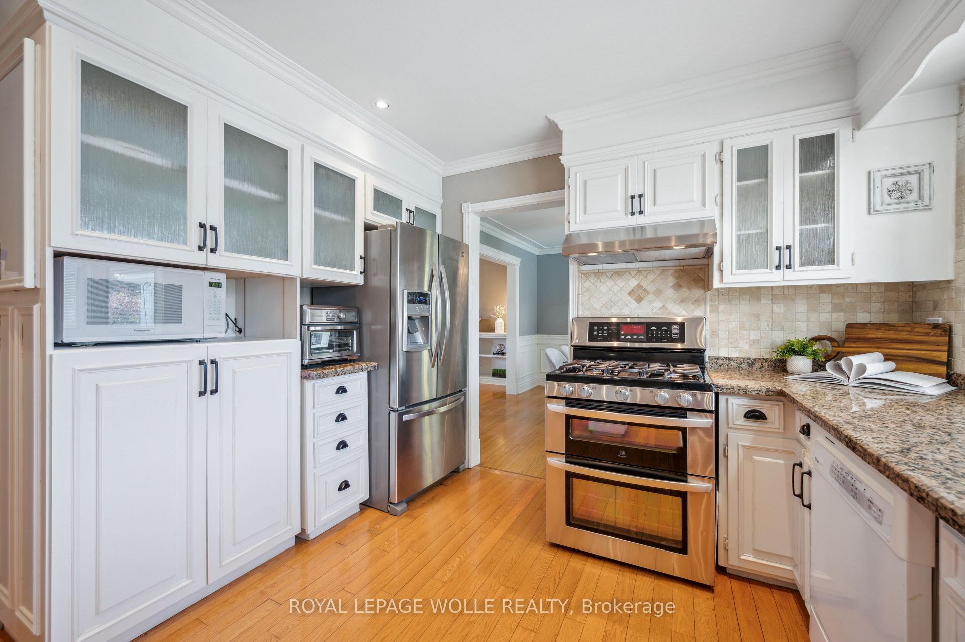 Photo 16 of 22 Eastwood Drive, Kitchener — HOMEH