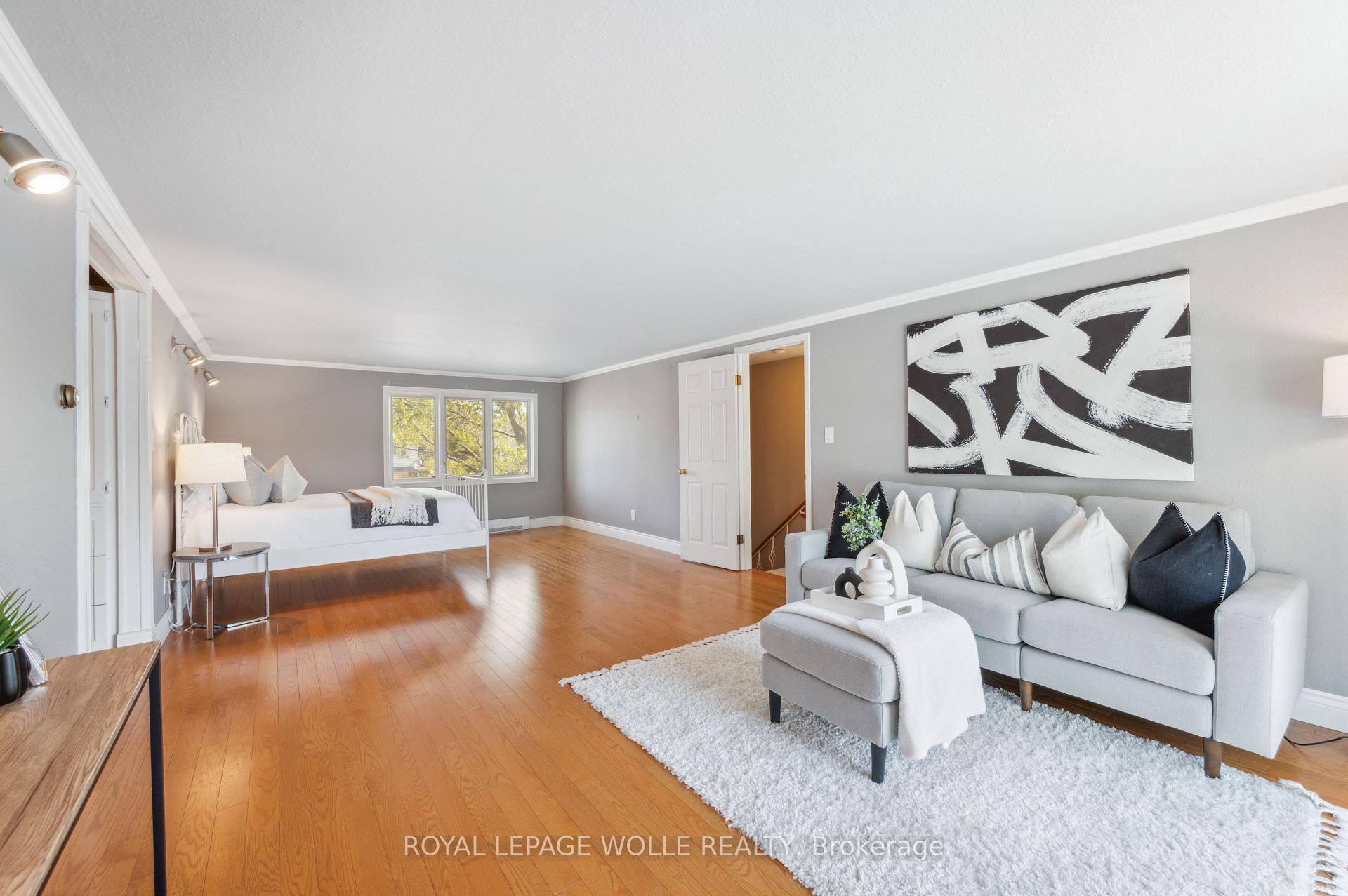 Photo 21 of 22 Eastwood Drive, Kitchener — HOMEH