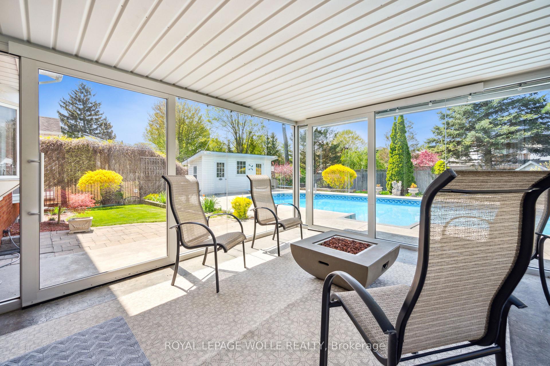 Photo 33 of 22 Eastwood Drive, Kitchener — HOMEH
