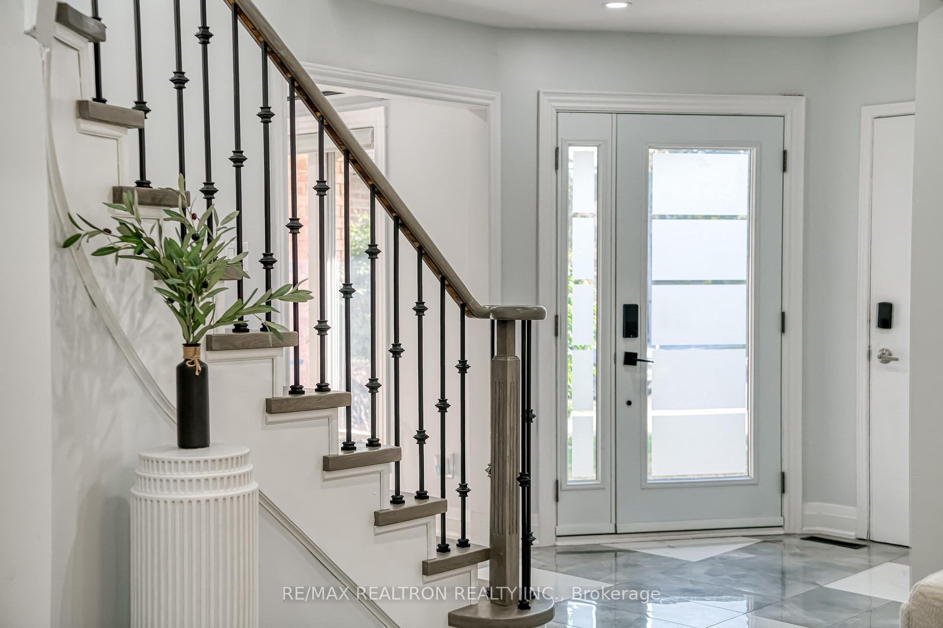 Photo 22 of 9 Smithy Street, Markham, Raymerville — HOMEH
