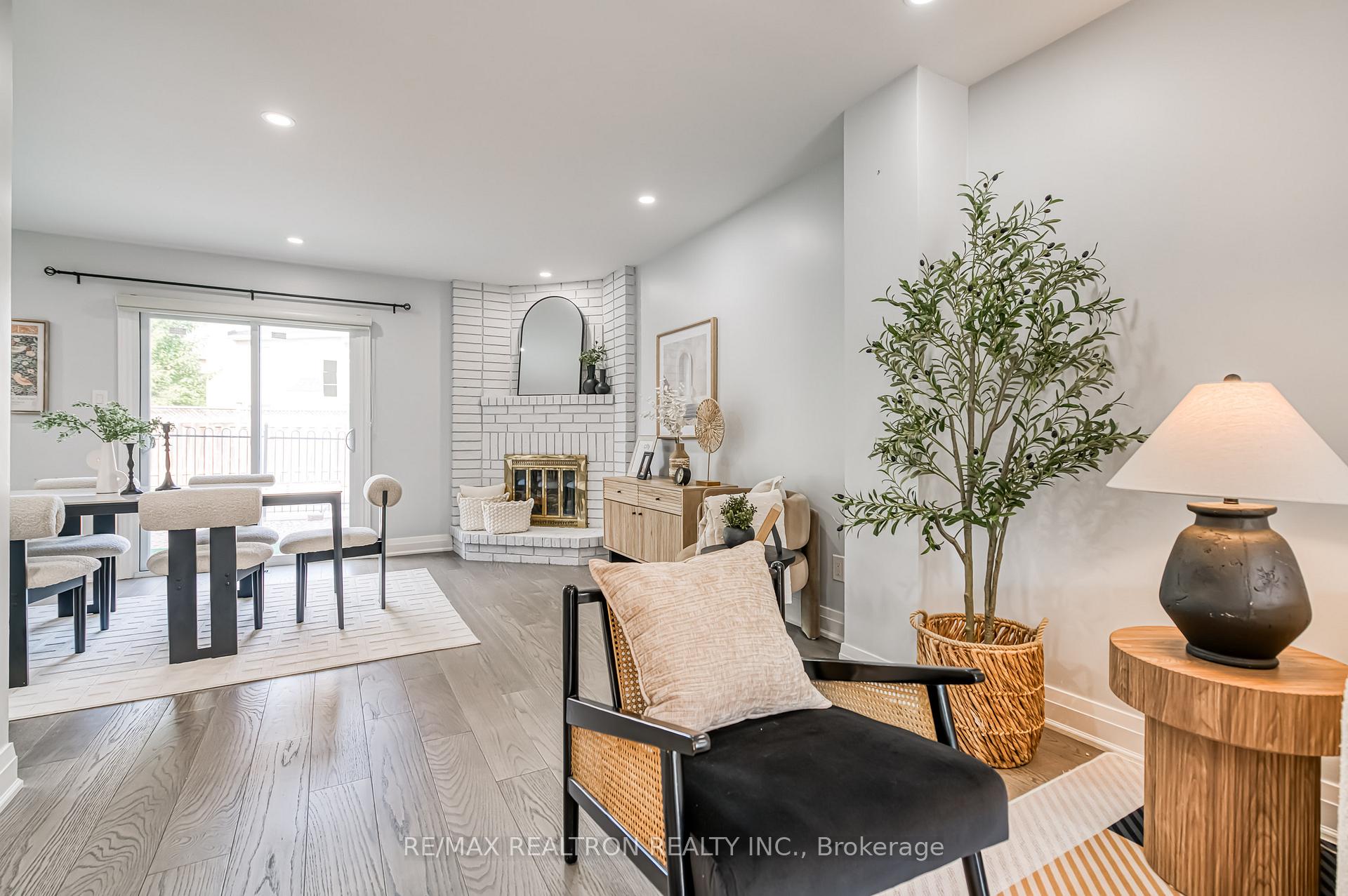 Photo 25 of 9 Smithy Street, Markham, Raymerville — HOMEH