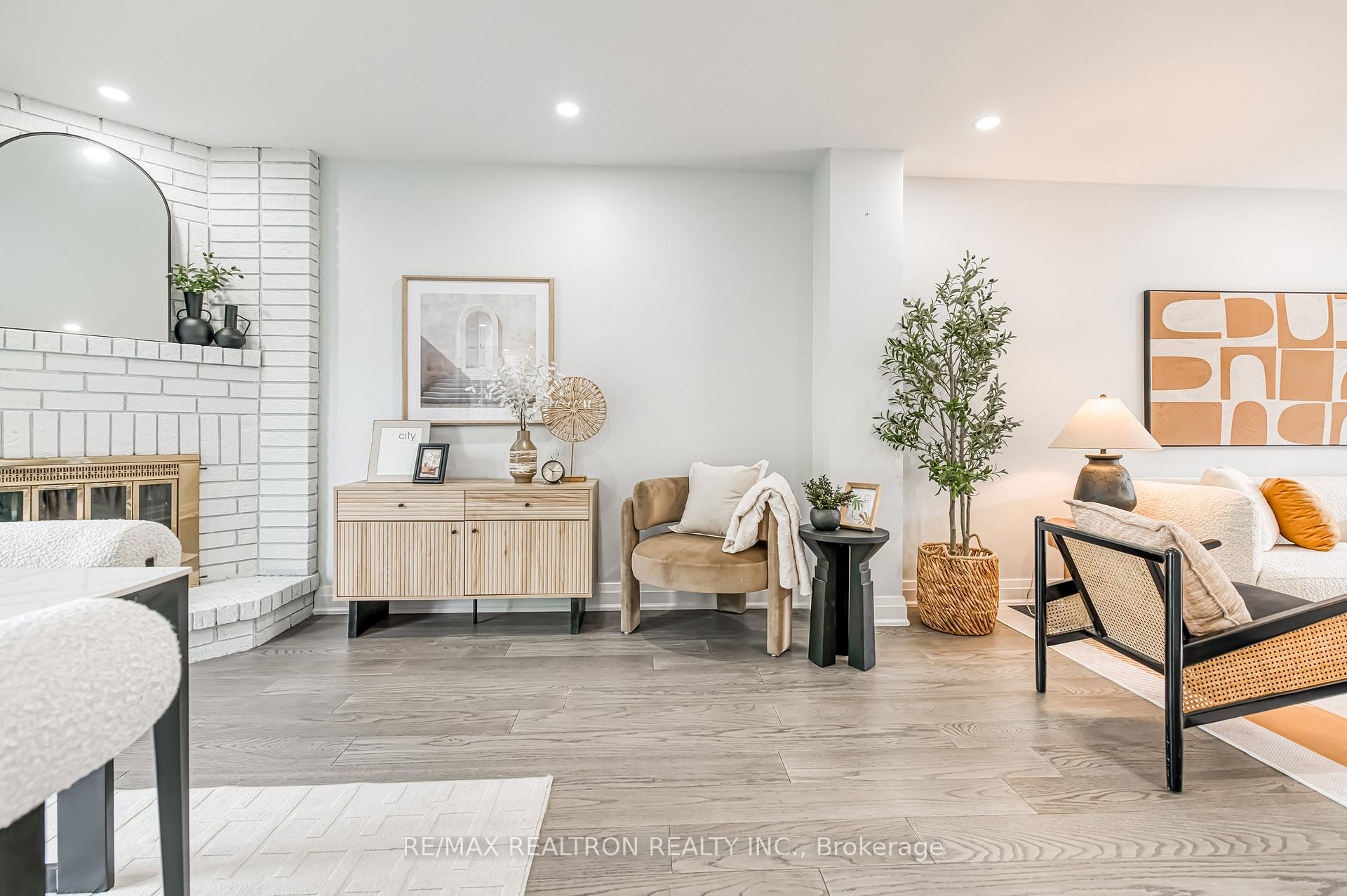 Photo 30 of 9 Smithy Street, Markham, Raymerville — HOMEH