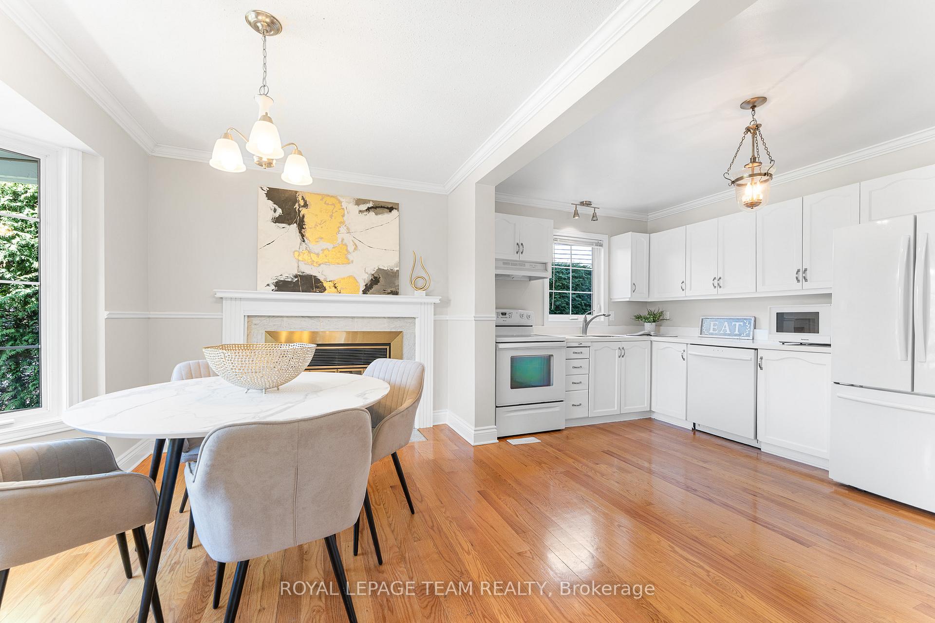 Photo 7 of 6 Hawley Crescent, Ottawa, Kanata - Bridlewood — HOMEH