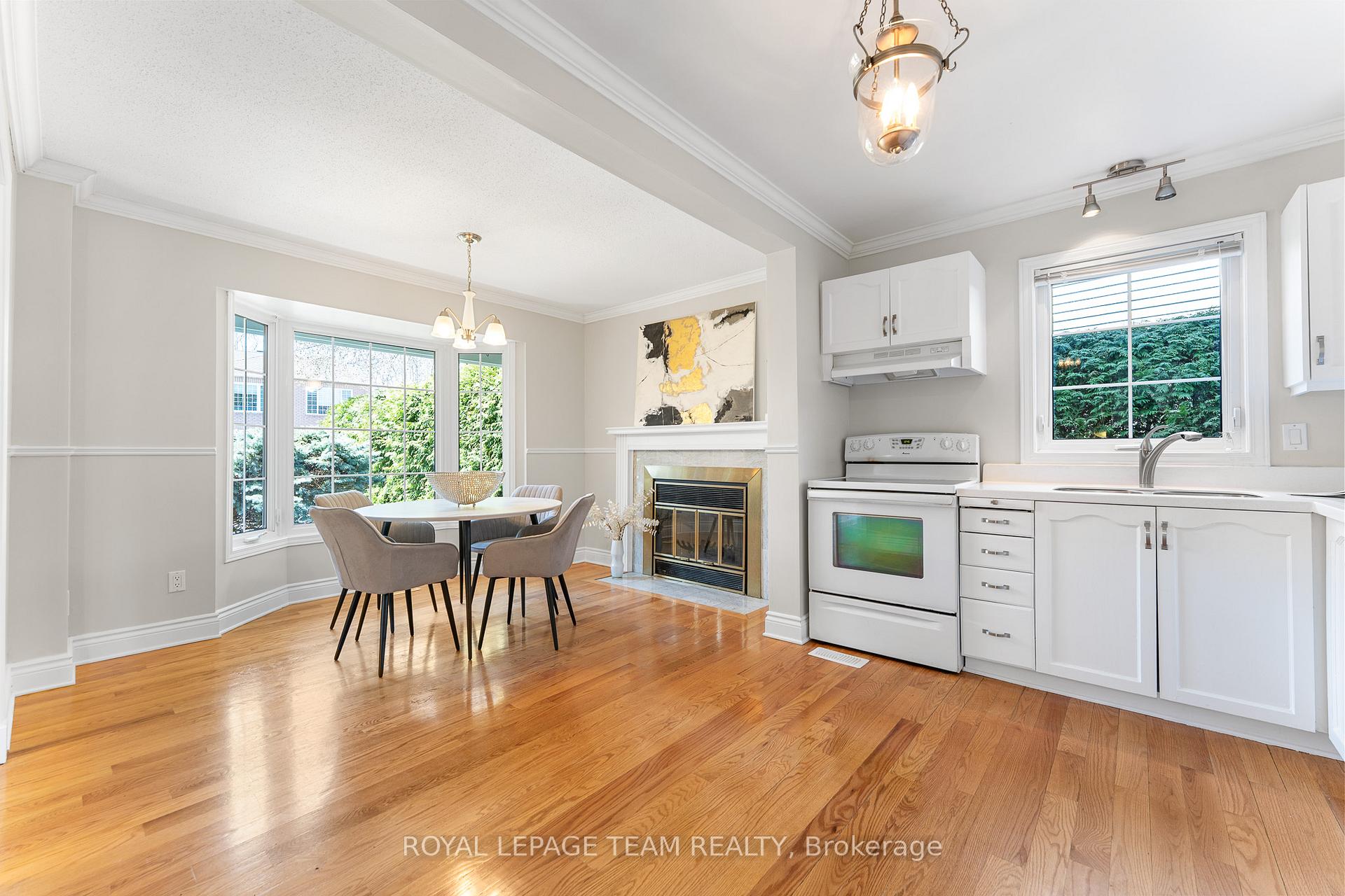 Photo 8 of 6 Hawley Crescent, Ottawa, Kanata - Bridlewood — HOMEH