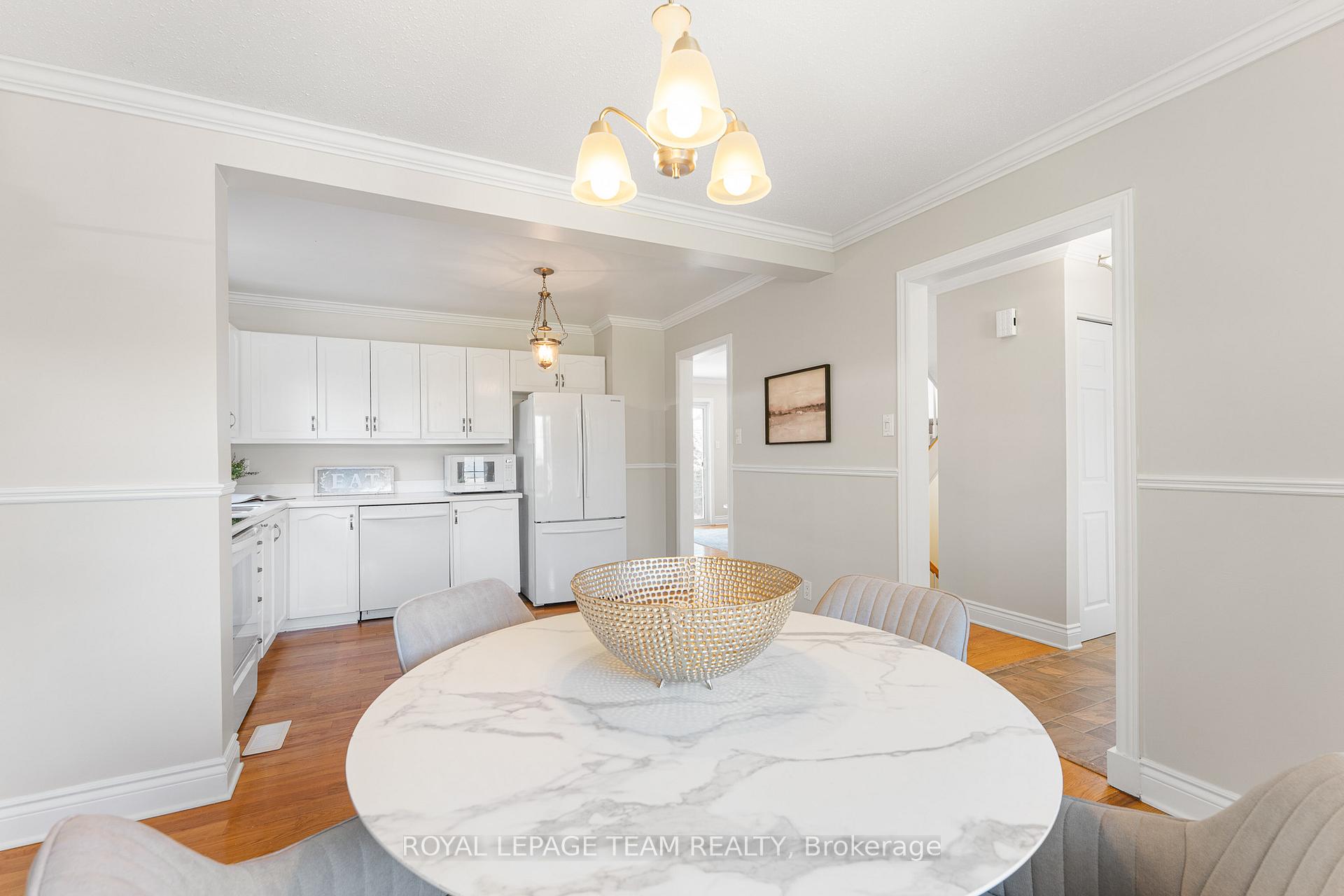 Photo 12 of 6 Hawley Crescent, Ottawa, Kanata - Bridlewood — HOMEH