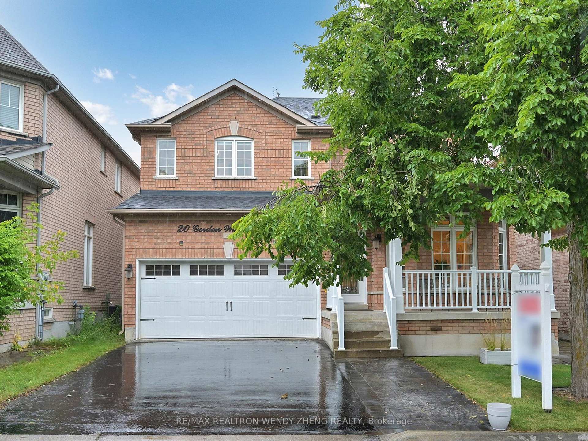 Photo 1 of 20 Gordon Weeden Road, Markham, Greensborough — HOMEH