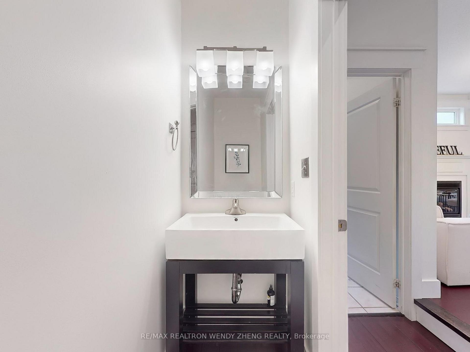Photo 17 of 20 Gordon Weeden Road, Markham, Greensborough — HOMEH