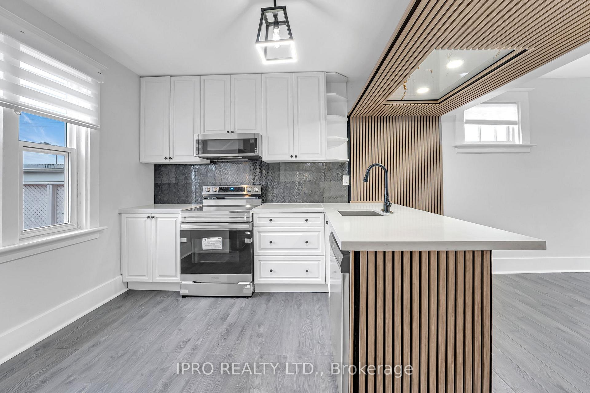 Photo 16 of 436 Courtland Avenue E, Kitchener — HOMEH