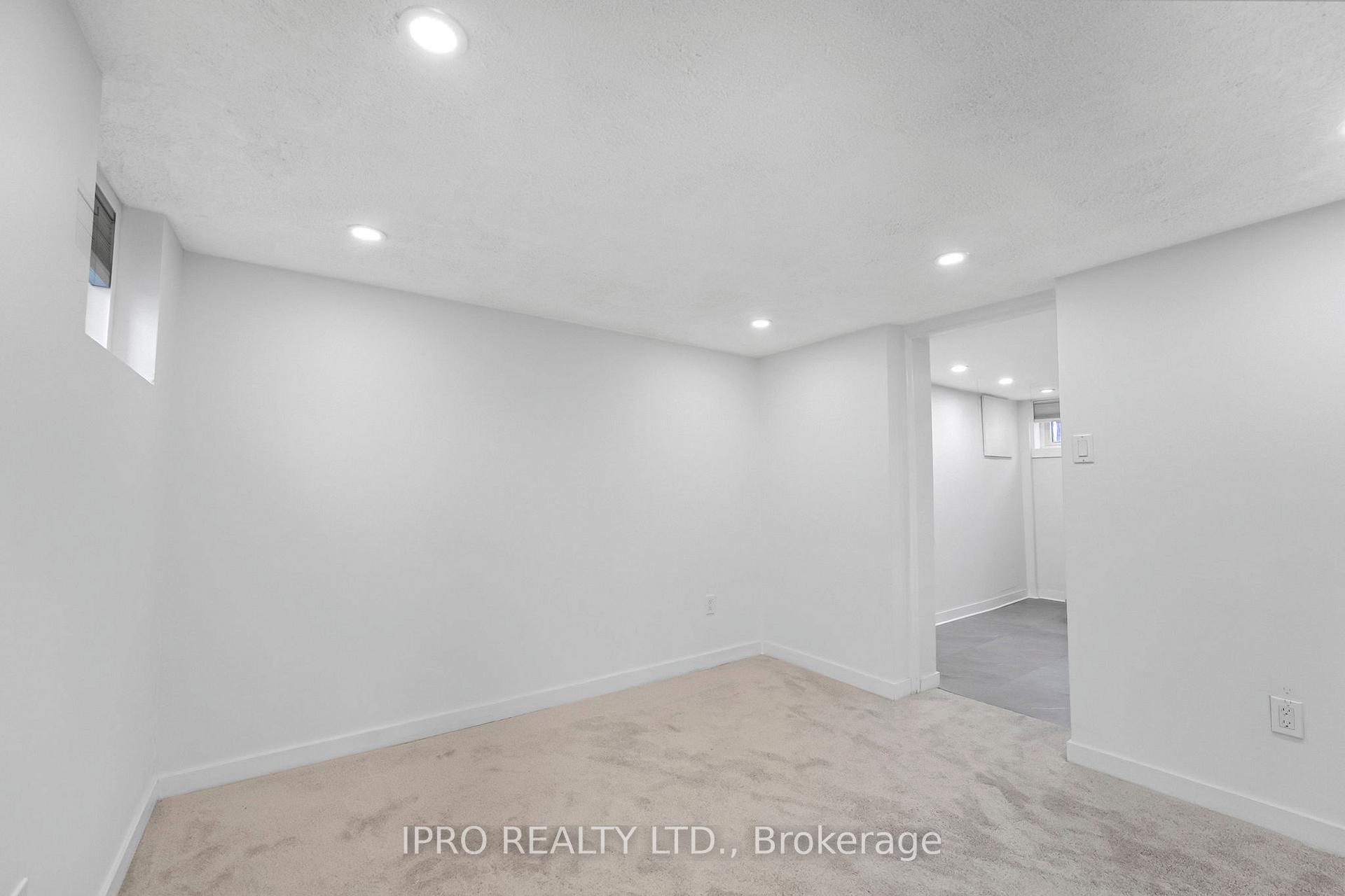 Photo 21 of 436 Courtland Avenue E, Kitchener — HOMEH