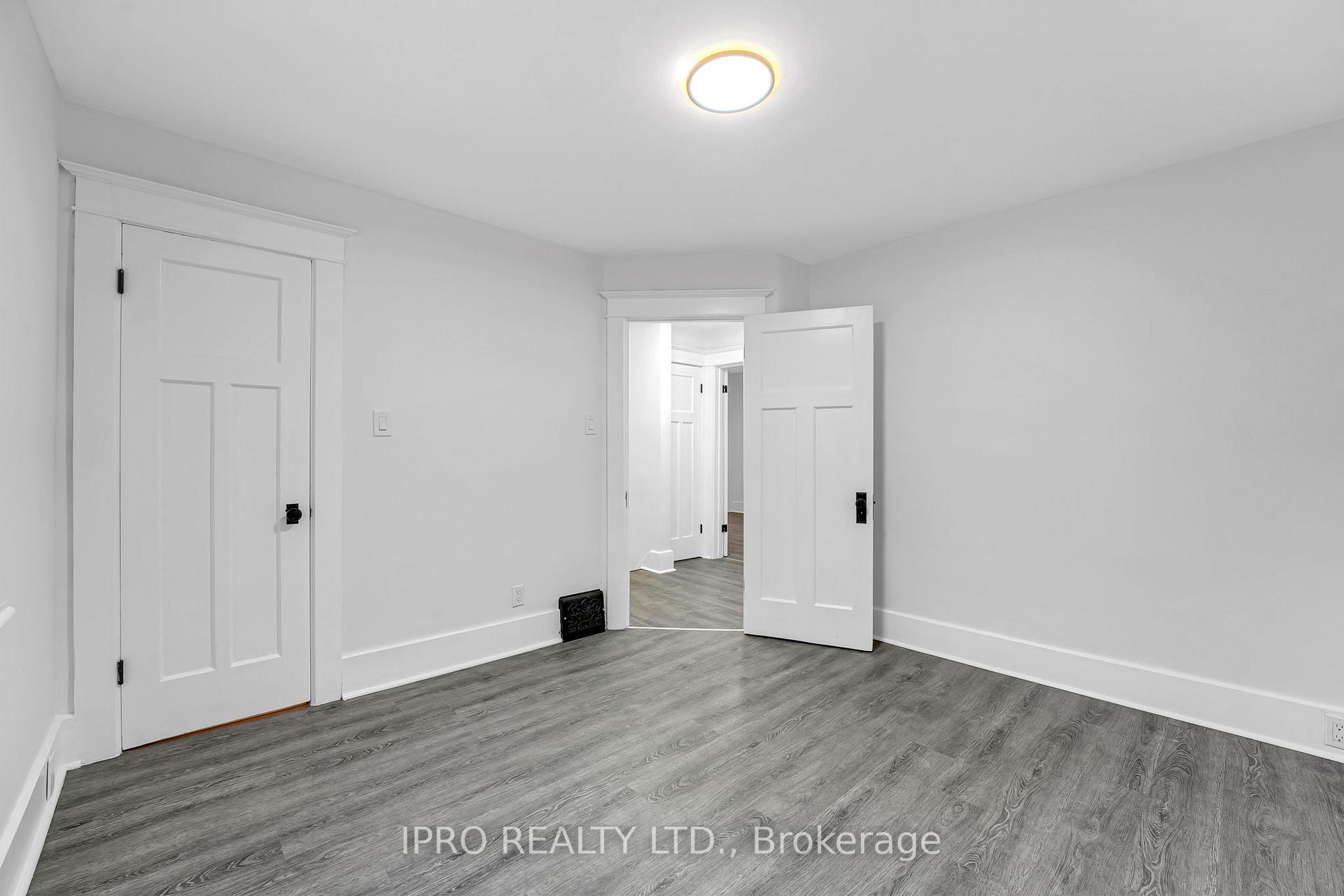 Photo 34 of 436 Courtland Avenue E, Kitchener — HOMEH