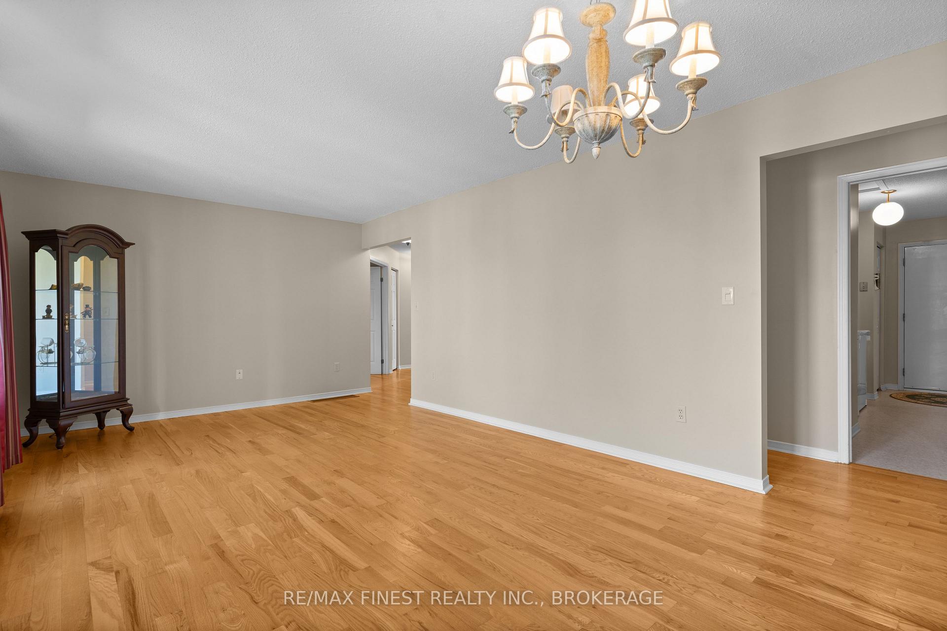 Photo 8 of 195 Greenlees Drive, Kingston, Kingston East (Incl Barret Crt) — HOMEH