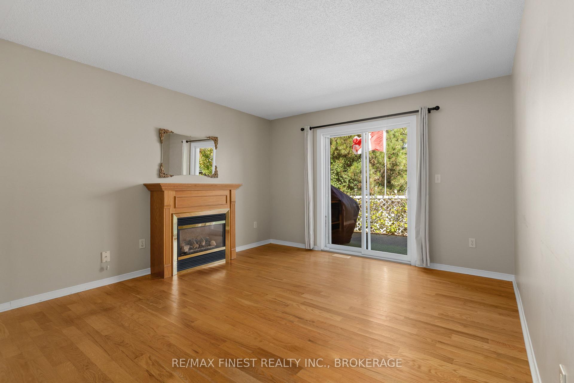 Photo 14 of 195 Greenlees Drive, Kingston, Kingston East (Incl Barret Crt) — HOMEH
