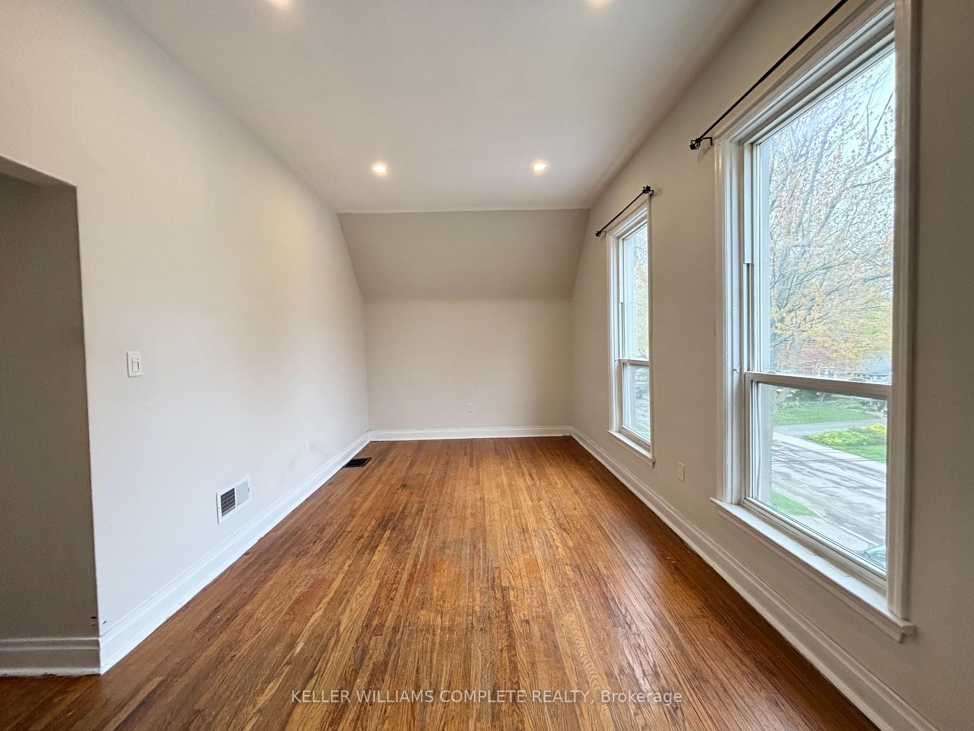 Photo 6 of Unit Upper, 17 Duff Street, Hamilton, Southam — HOMEH