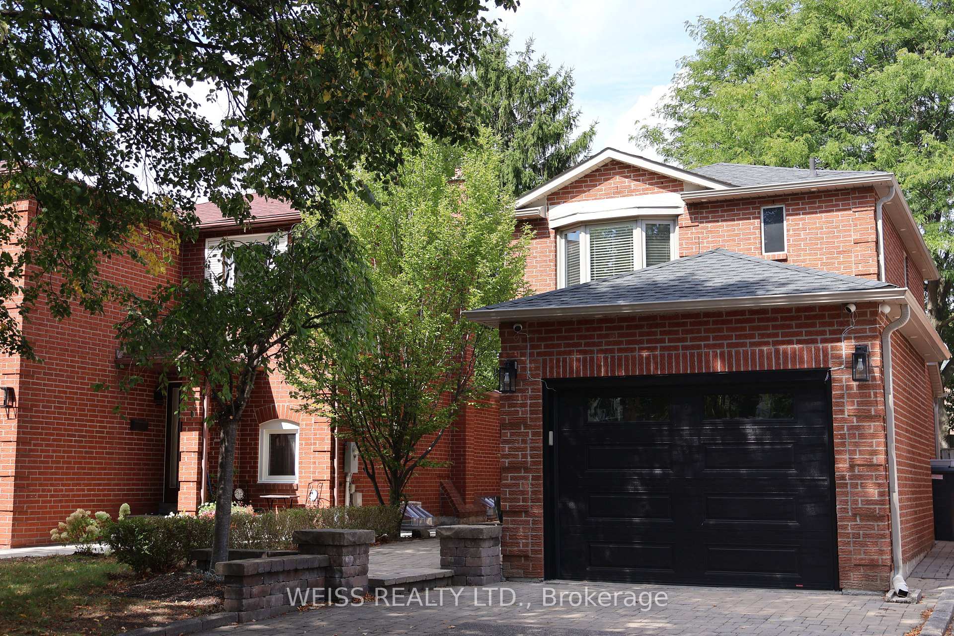 Photo 2 of 44 Miley Drive, Markham, Markville — HOMEH