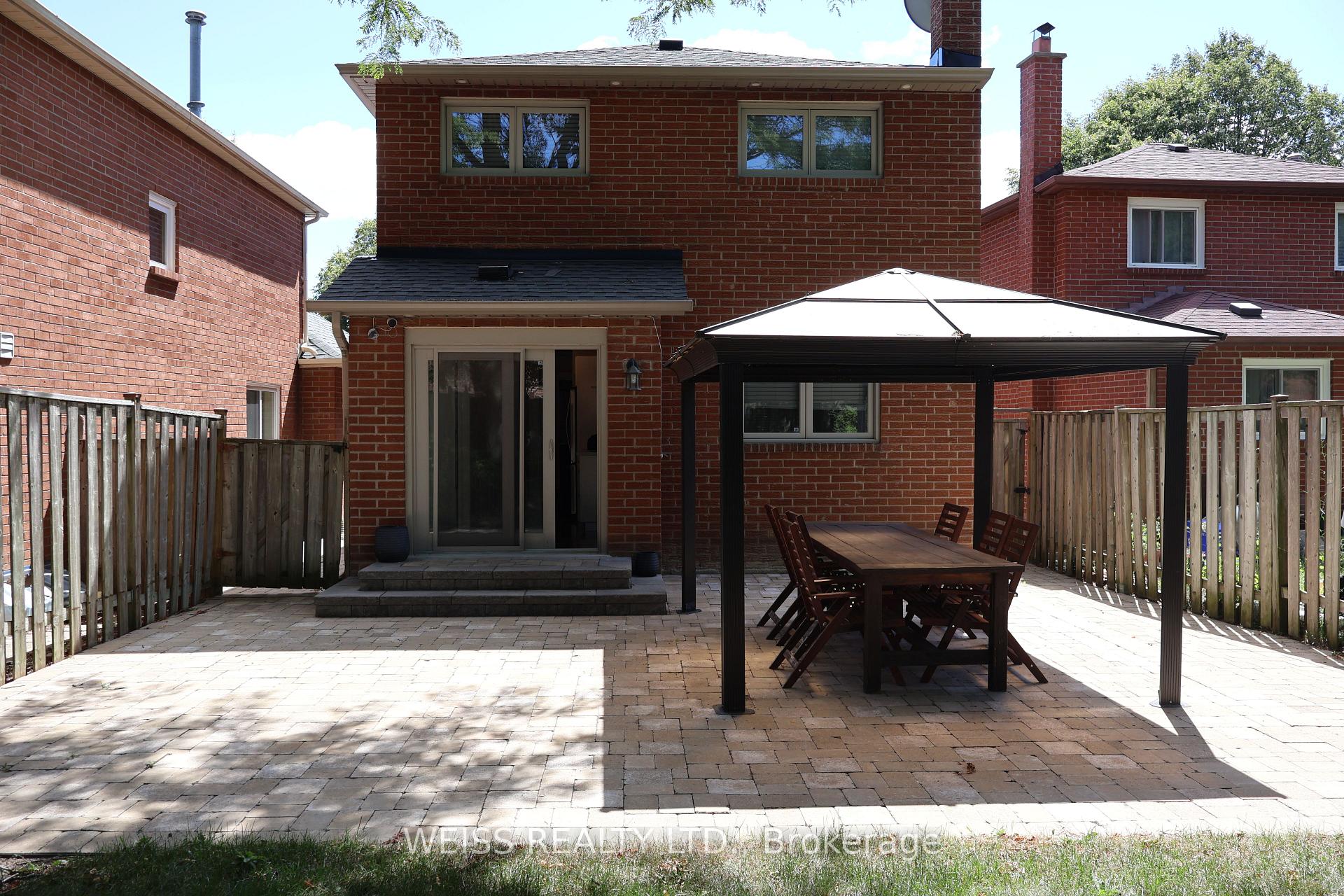 Photo 7 of 44 Miley Drive, Markham, Markville — HOMEH