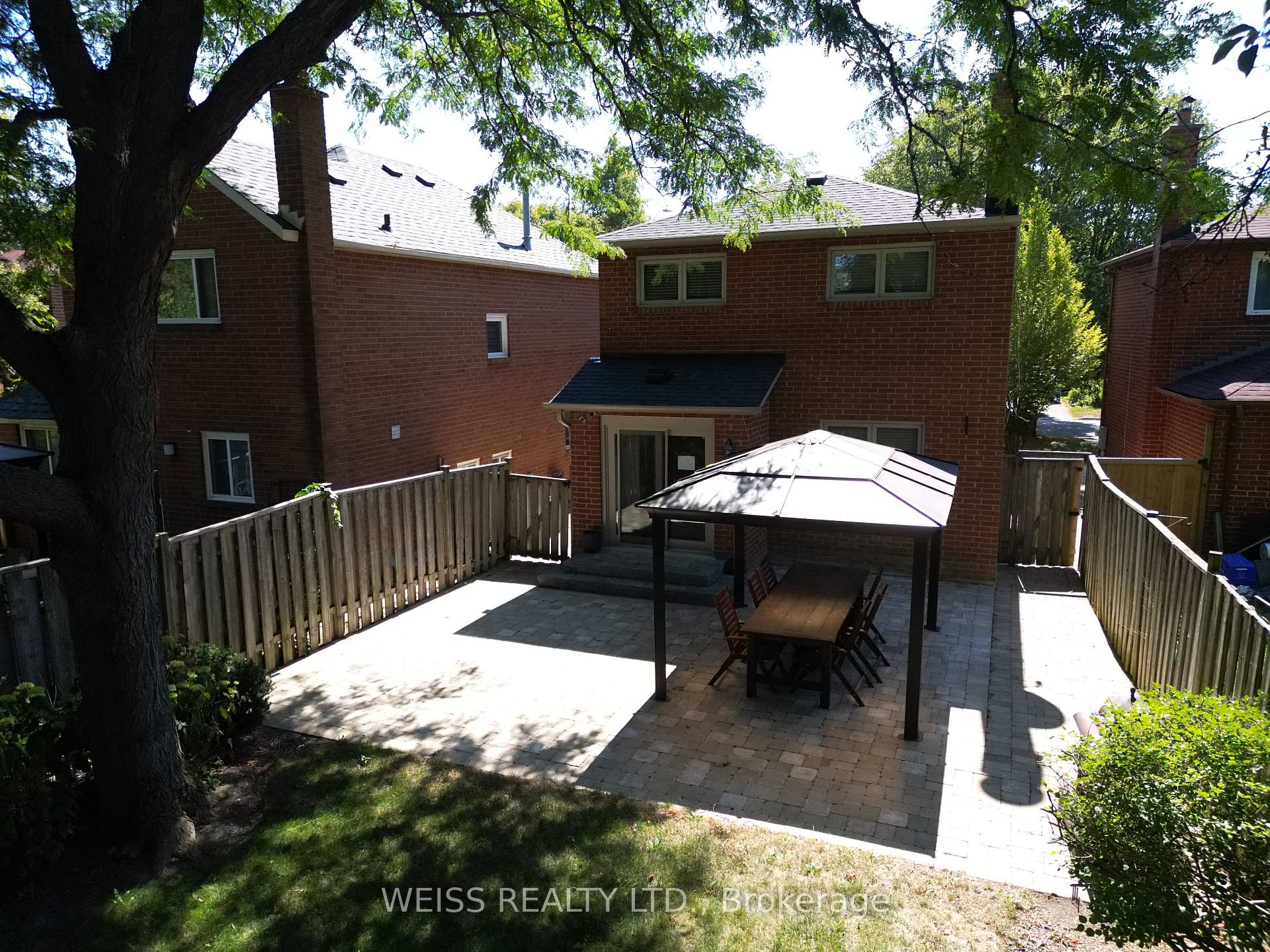 Photo 10 of 44 Miley Drive, Markham, Markville — HOMEH