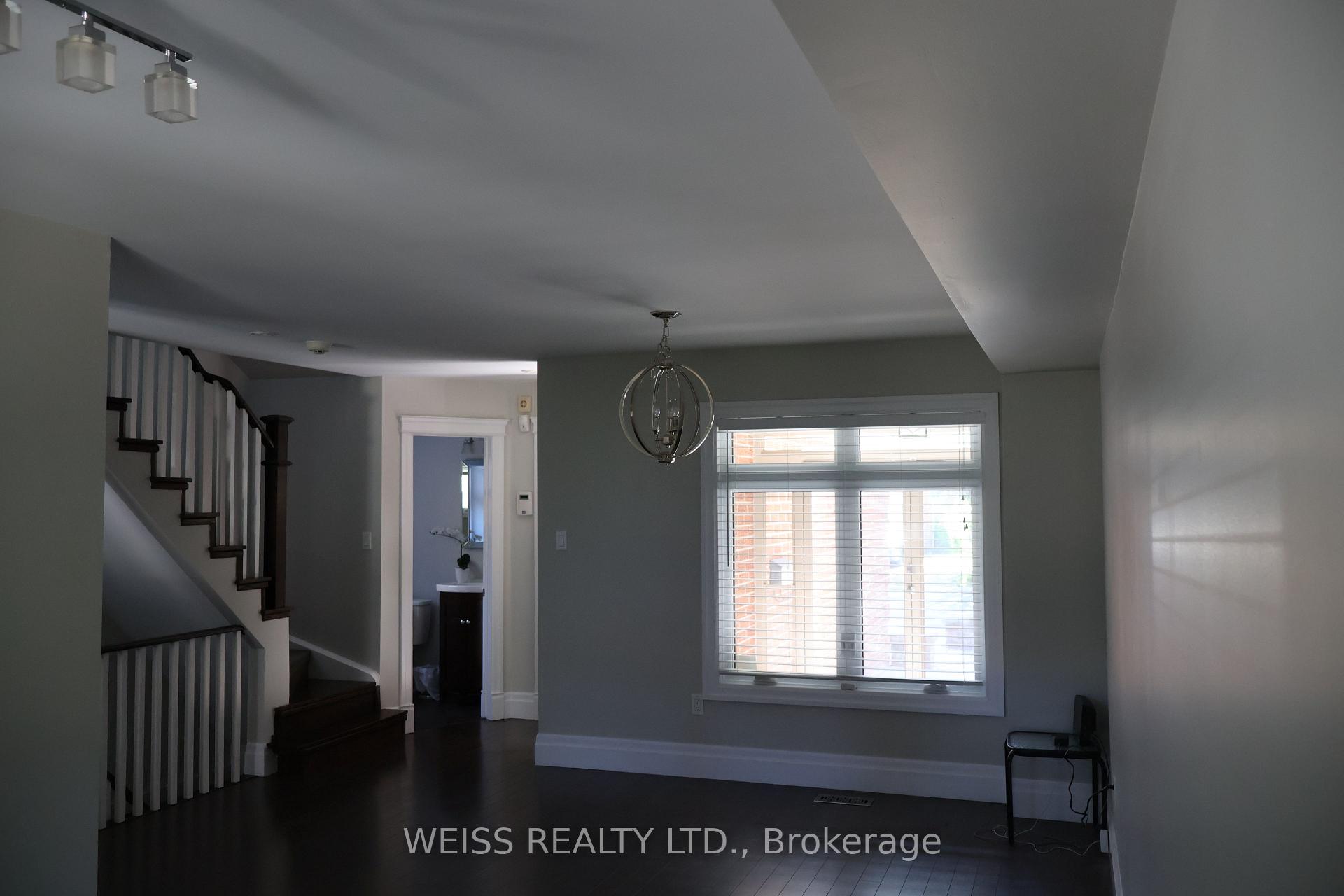 Photo 13 of 44 Miley Drive, Markham, Markville — HOMEH