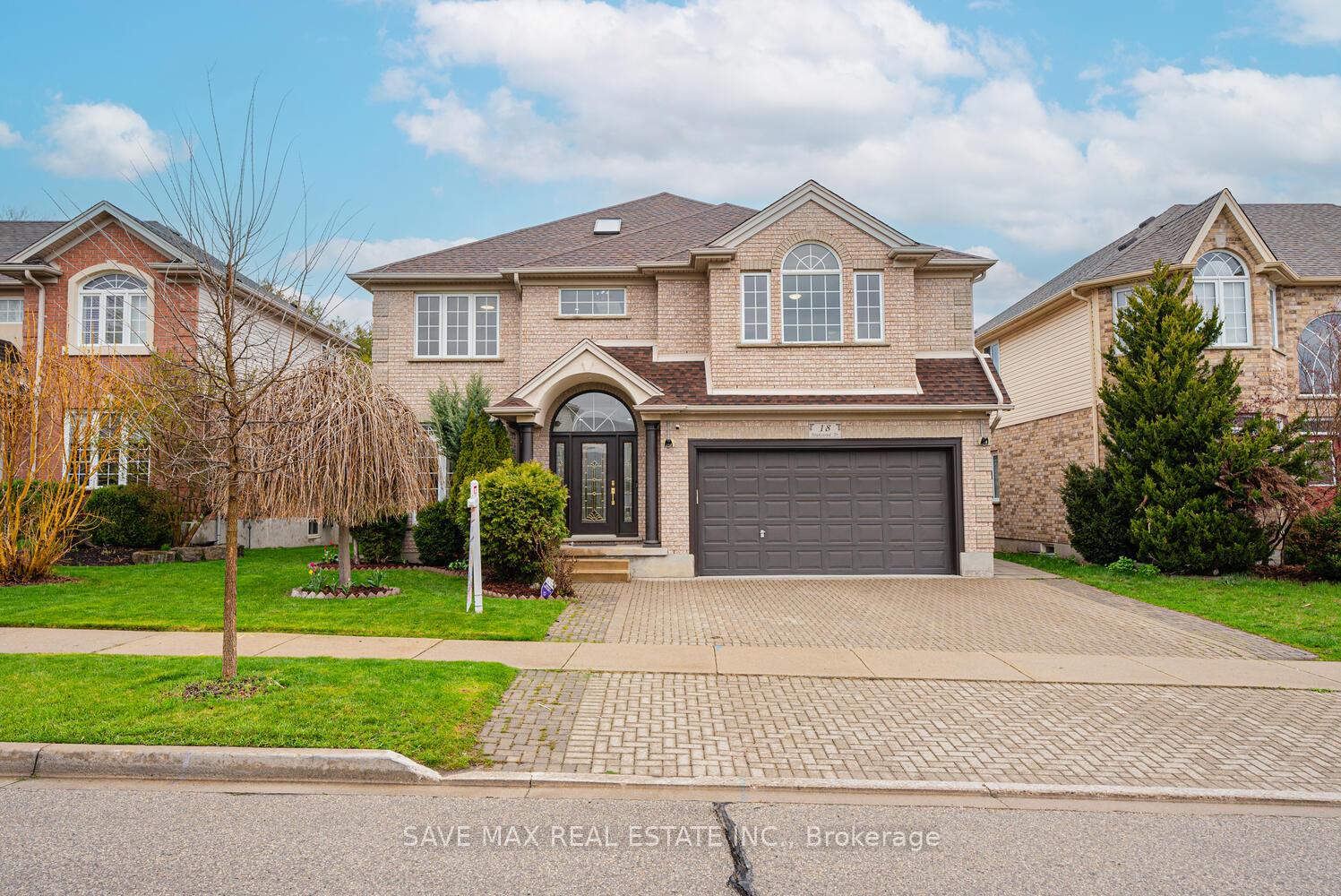 Photo 1 of 18 Hawkswood Drive, Kitchener — HOMEH