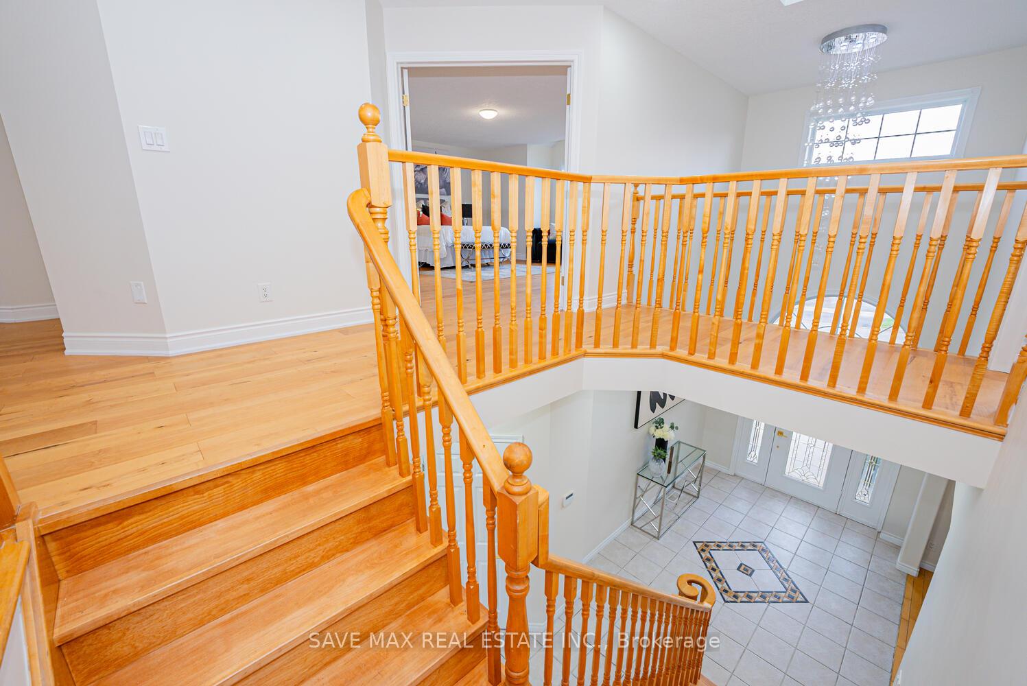 Photo 17 of 18 Hawkswood Drive, Kitchener — HOMEH