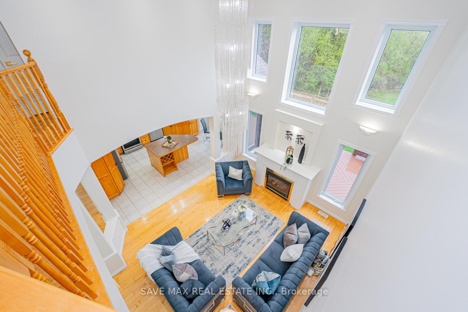 Photo 19 of 18 Hawkswood Drive, Kitchener — HOMEH