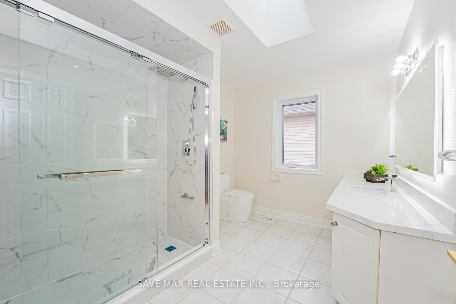 Photo 29 of 18 Hawkswood Drive, Kitchener — HOMEH