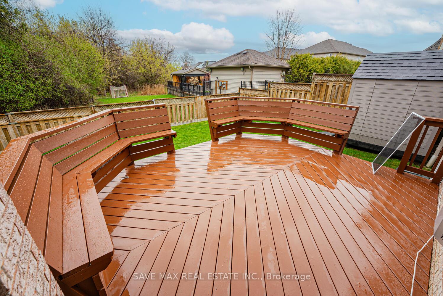 Photo 35 of 18 Hawkswood Drive, Kitchener — HOMEH