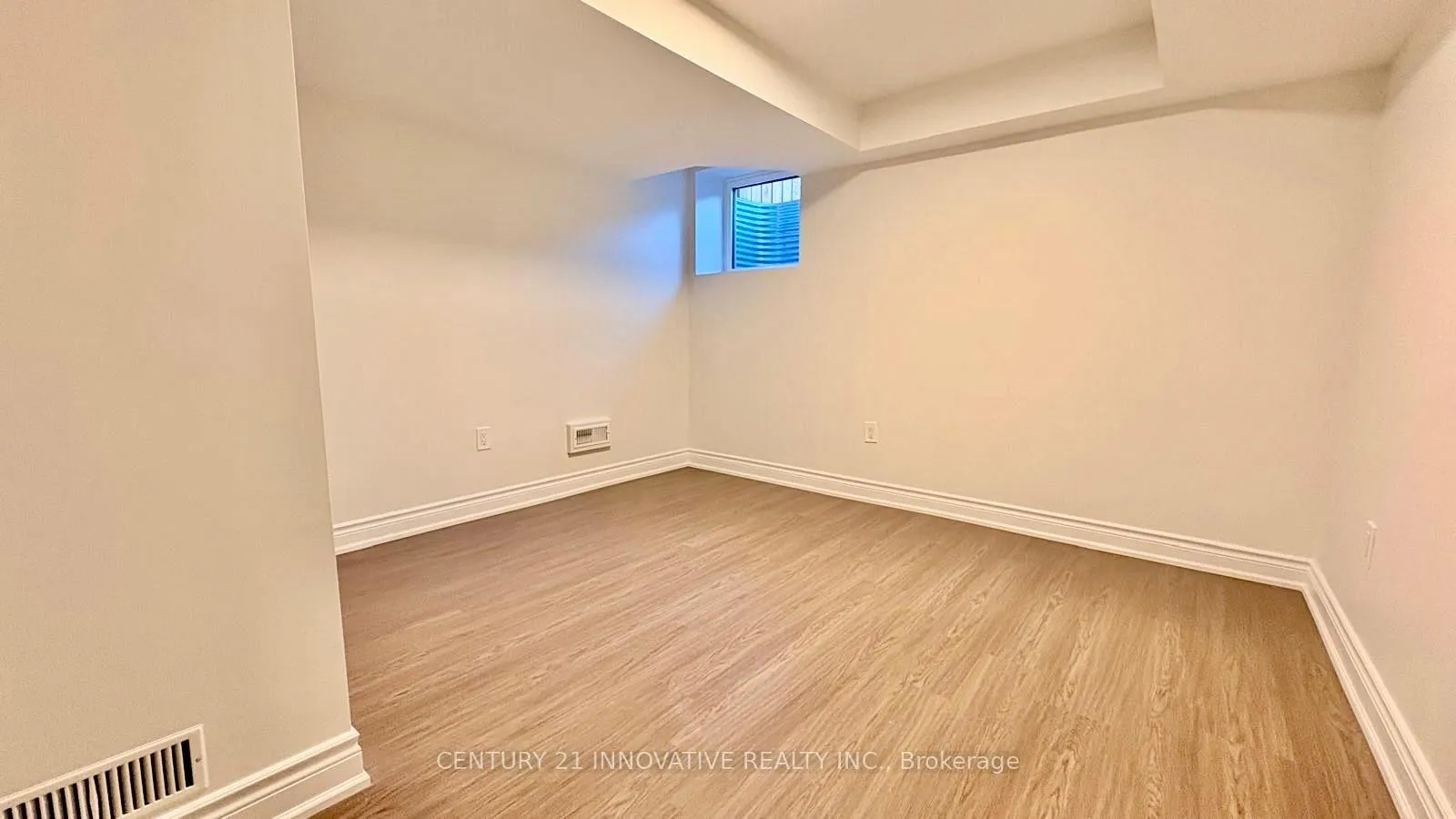 Photo 11 of Unit Bsmt, 5 Jinnah Avenue, Markham, Middlefield — HOMEH