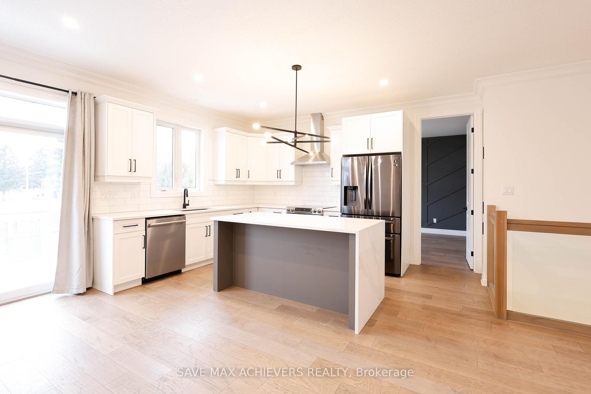 Photo 10 of Unit 403, 9861 Glendon Drive, Middlesex Centre, Rural Middlesex Centre — HOMEH