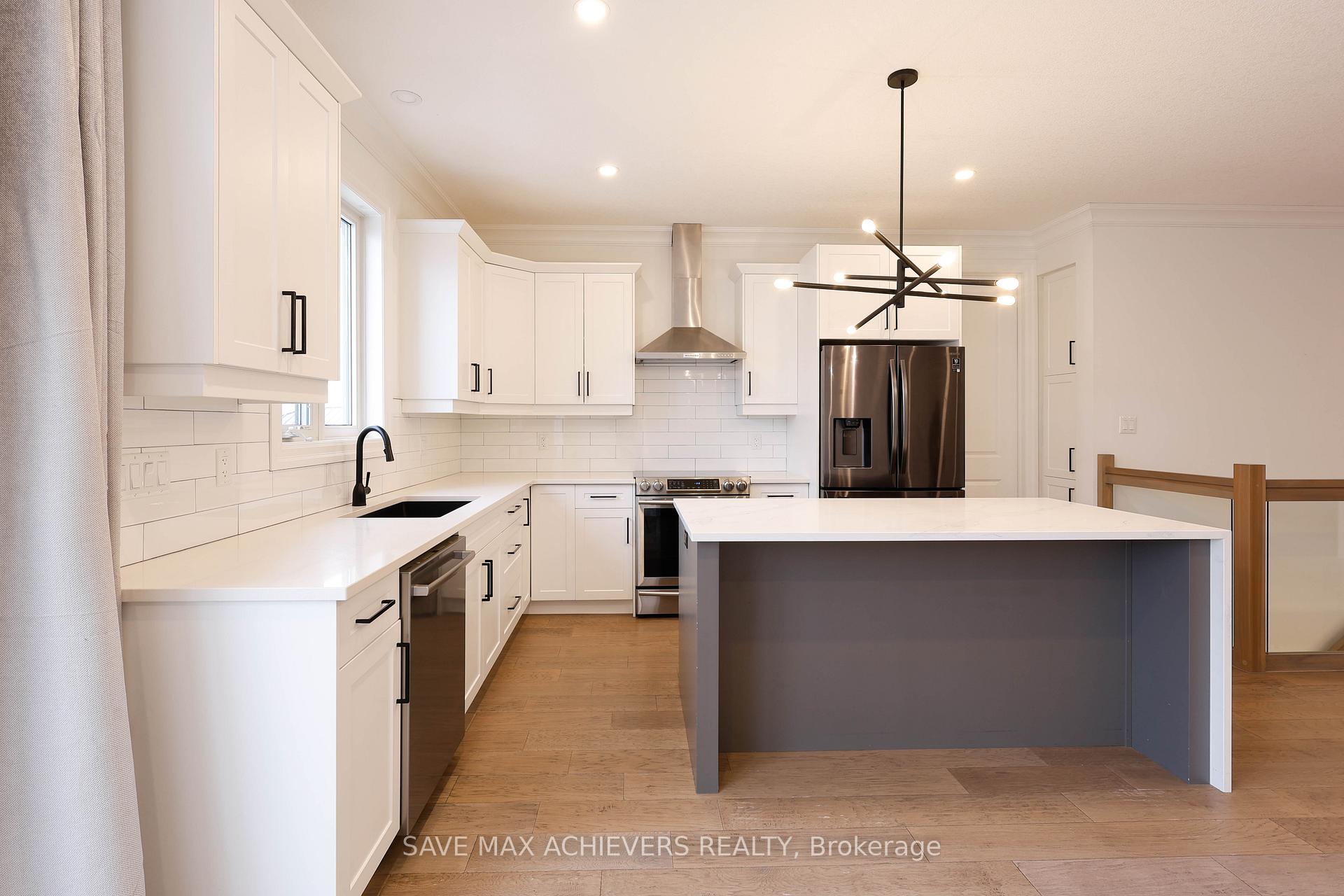 Photo 11 of Unit 403, 9861 Glendon Drive, Middlesex Centre, Rural Middlesex Centre — HOMEH