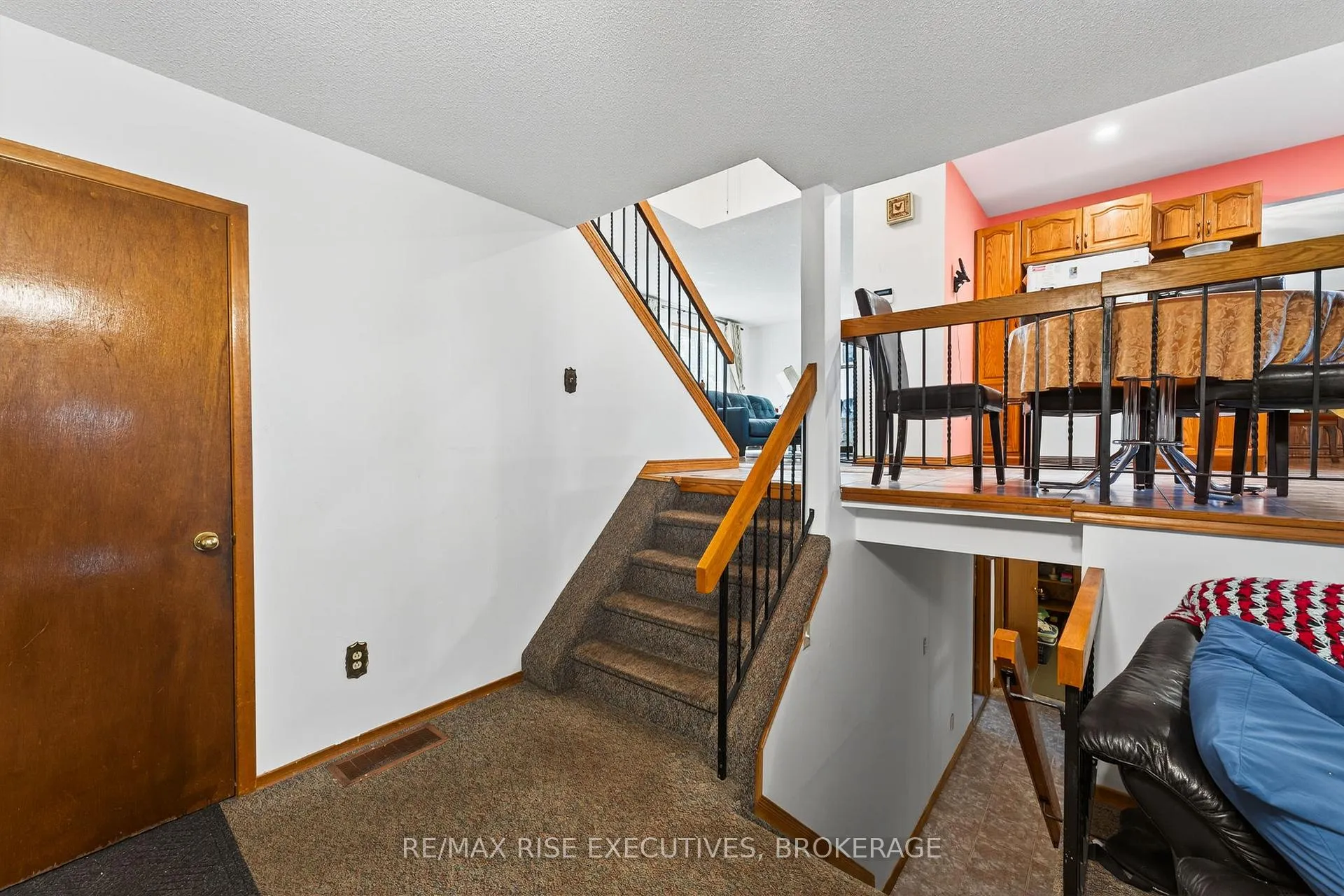 Photo 13 of 891 Sandringham Place, Kingston, North of Taylor-Kidd Blvd — HOMEH