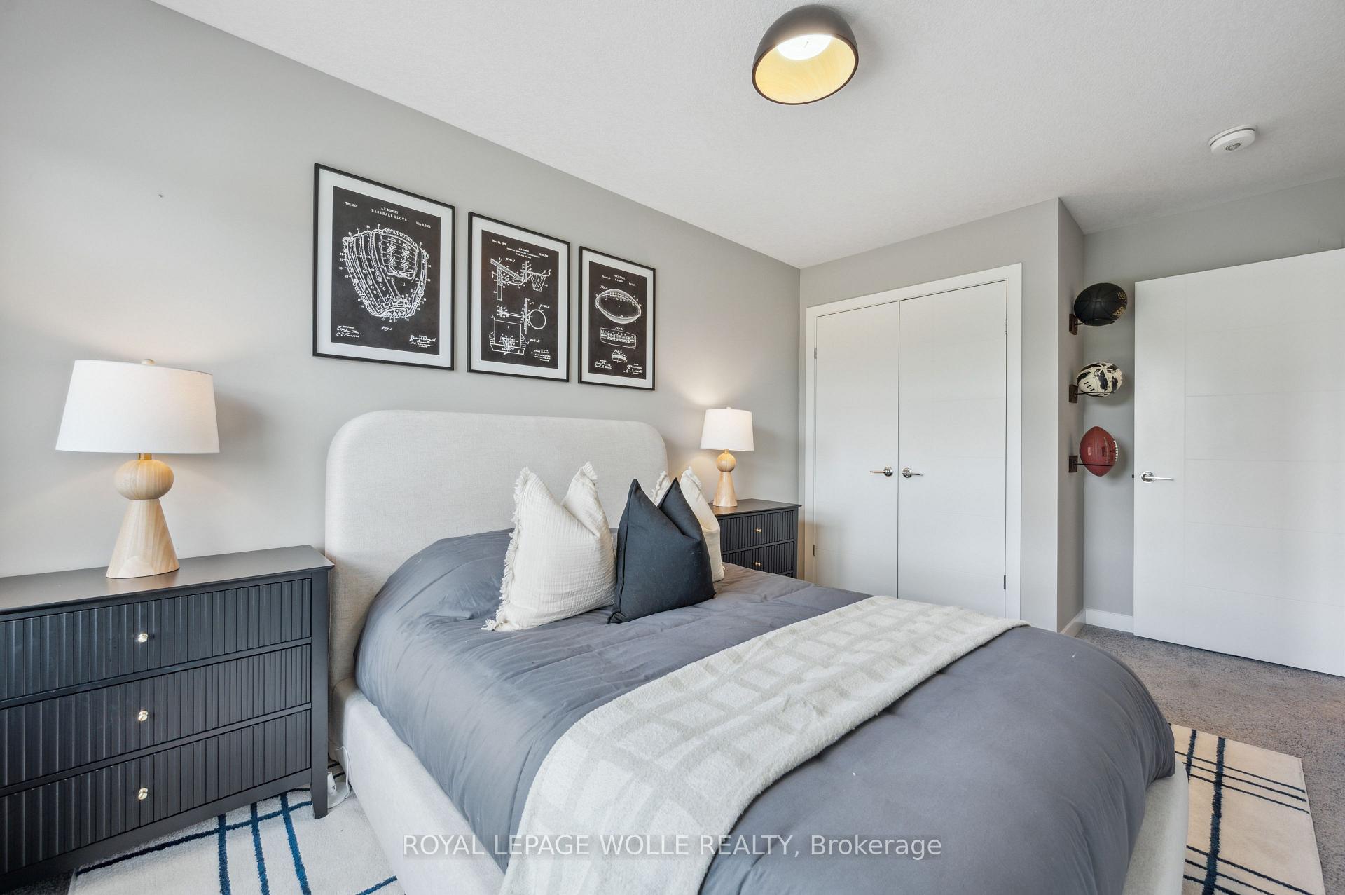Photo 26 of 869 Robert Ferrie Drive, Kitchener — HOMEH