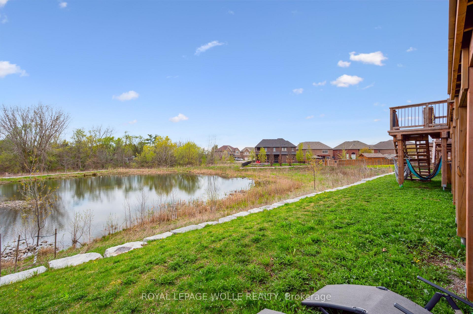 Photo 36 of 869 Robert Ferrie Drive, Kitchener — HOMEH