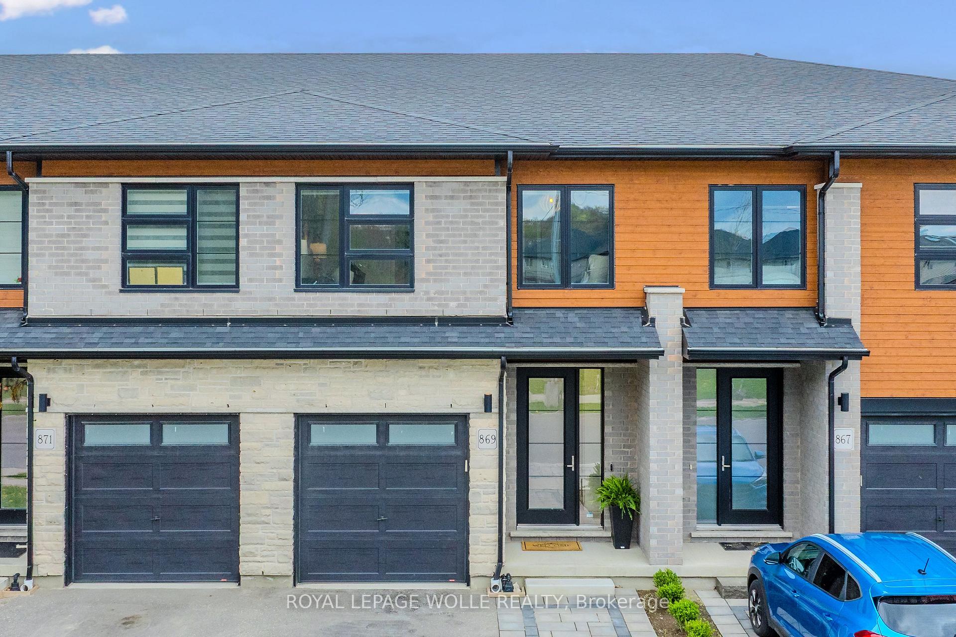 Photo 40 of 869 Robert Ferrie Drive, Kitchener — HOMEH