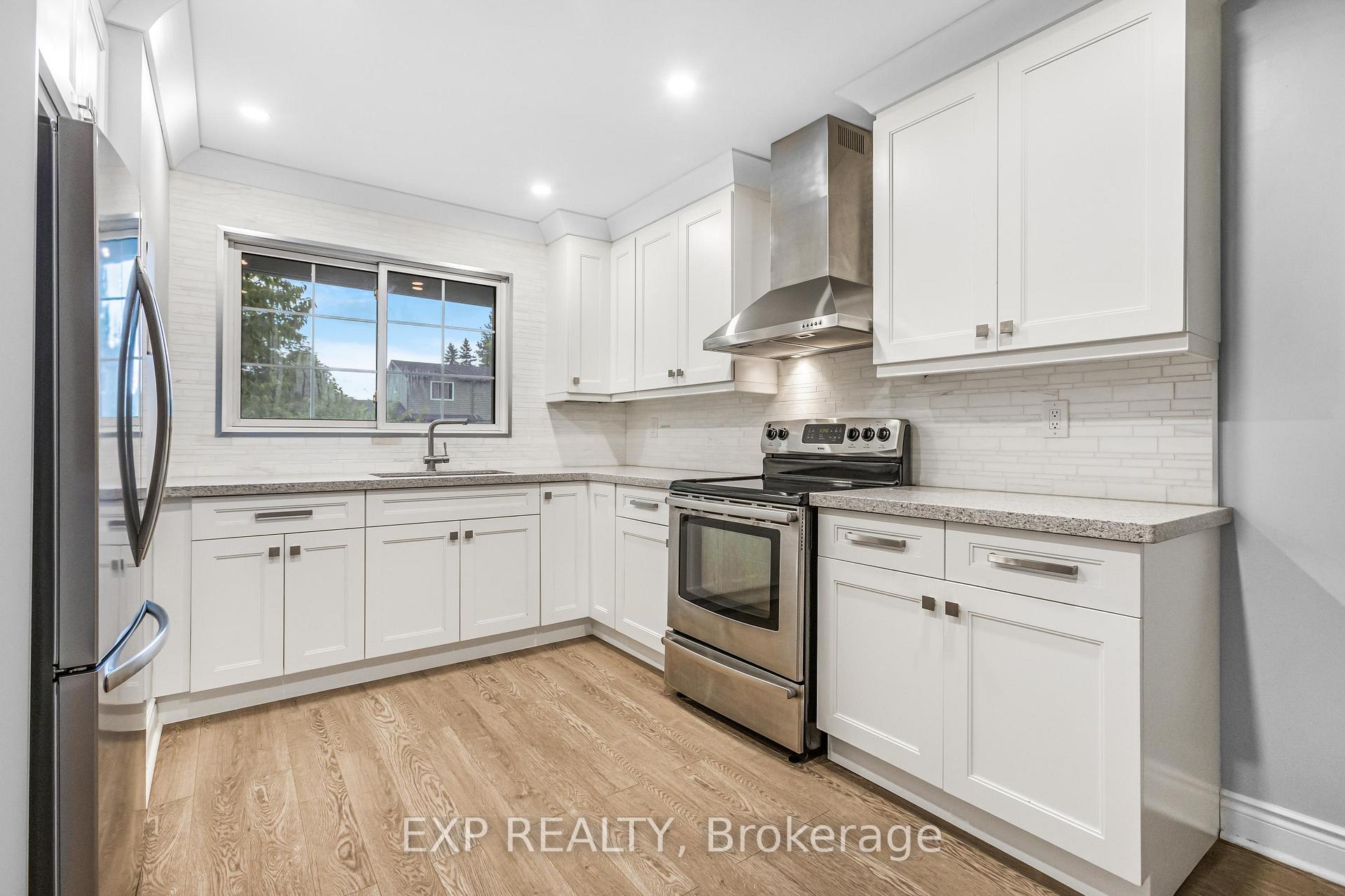 Photo 7 of 653 Elliott Crescent, Milton, Dorset Park — HOMEH