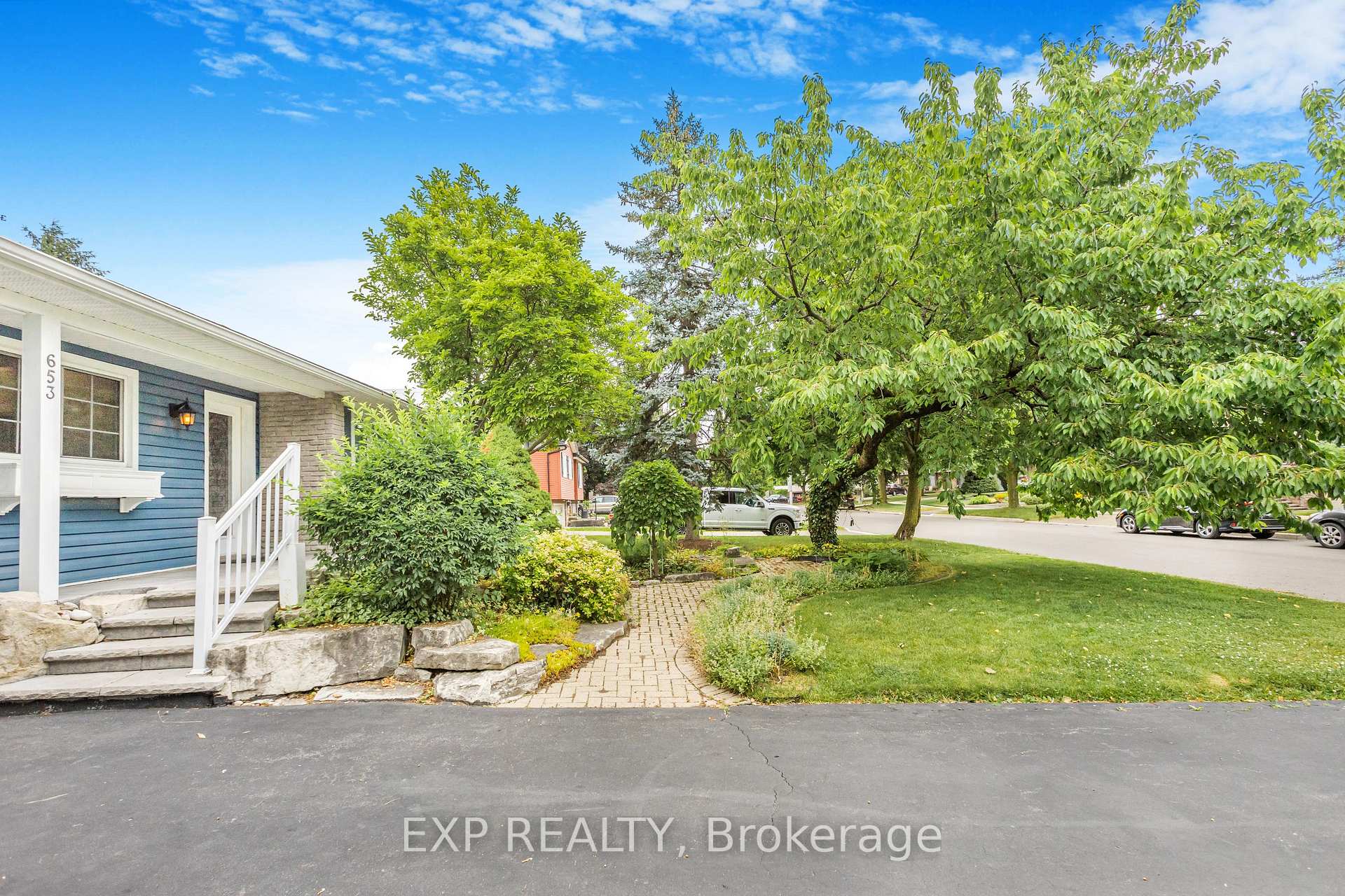Photo 30 of 653 Elliott Crescent, Milton, Dorset Park — HOMEH